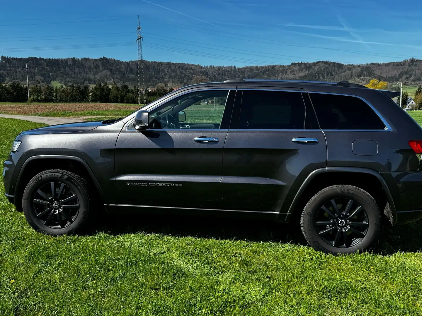 Jeep Grand Cherokee 3.0 CRD Laredo - 2