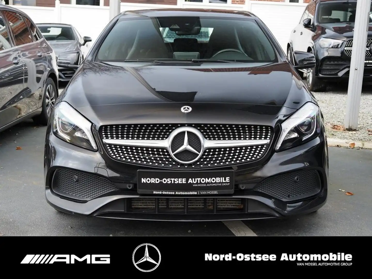 Mercedes-Benz A 200 d STYLE LED KAMERA SHZ PDC DCT TEMPOMAT Schwarz - 2