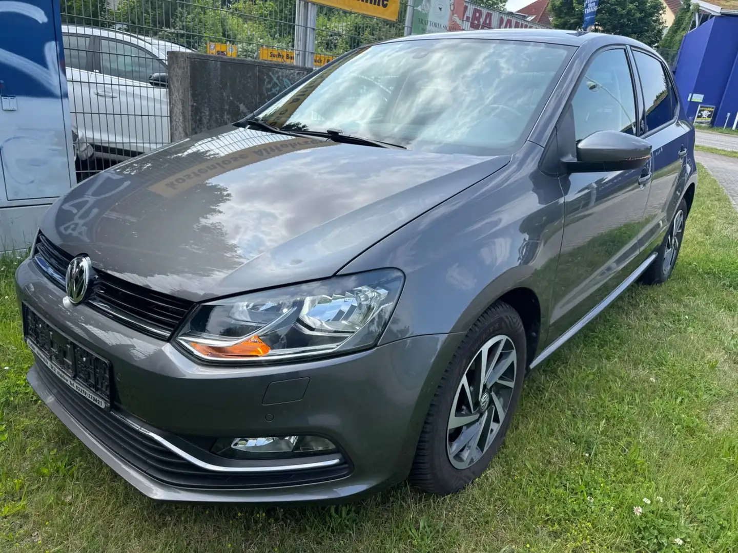 Volkswagen Polo V Sound BMT/Start-Stopp Xenon/Navi/Sitzh. Gris - 2