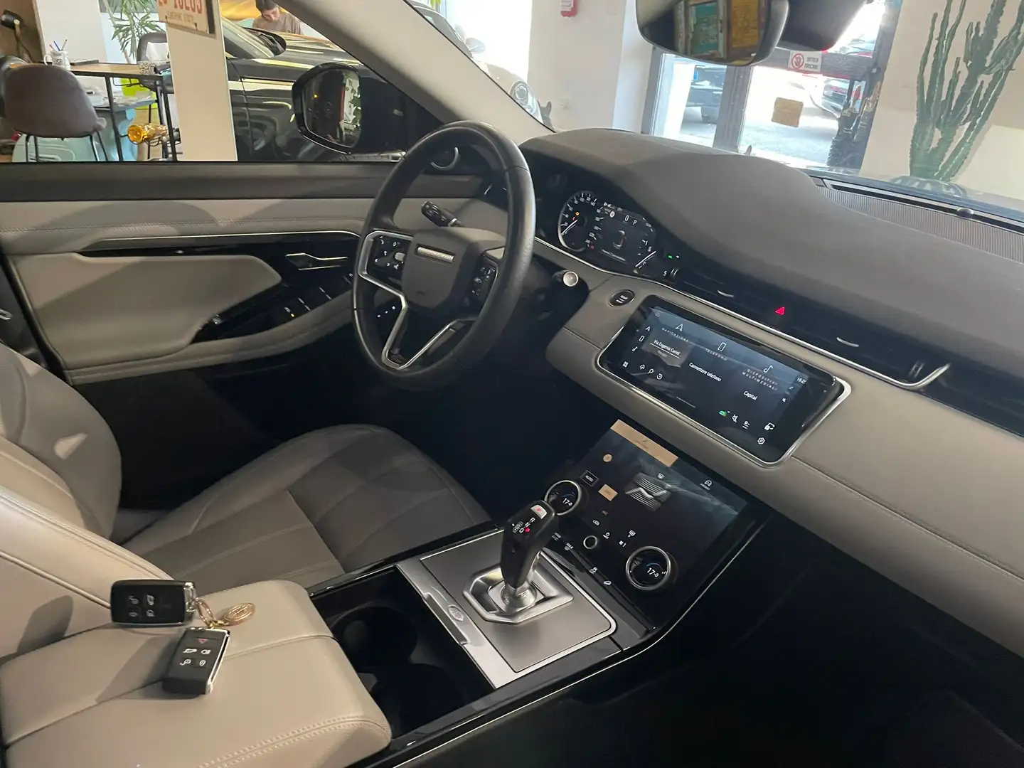 Land Rover Range Rover Evoque 2.0d i4 mhev R-Dynam.N1-5POSTI 163cv auto Nero - 2