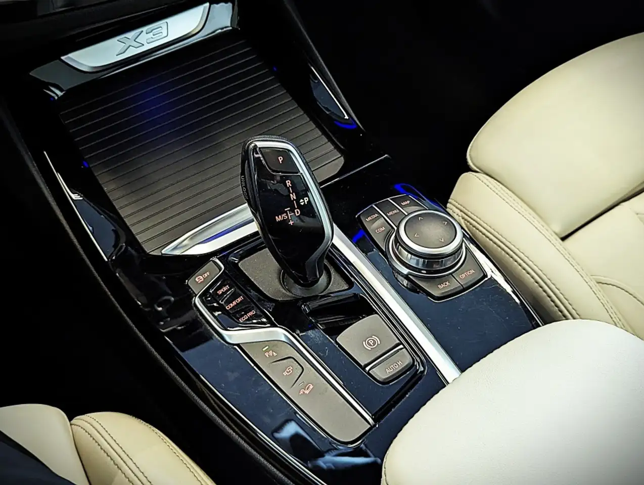 BMW X3 снимка BMW X3