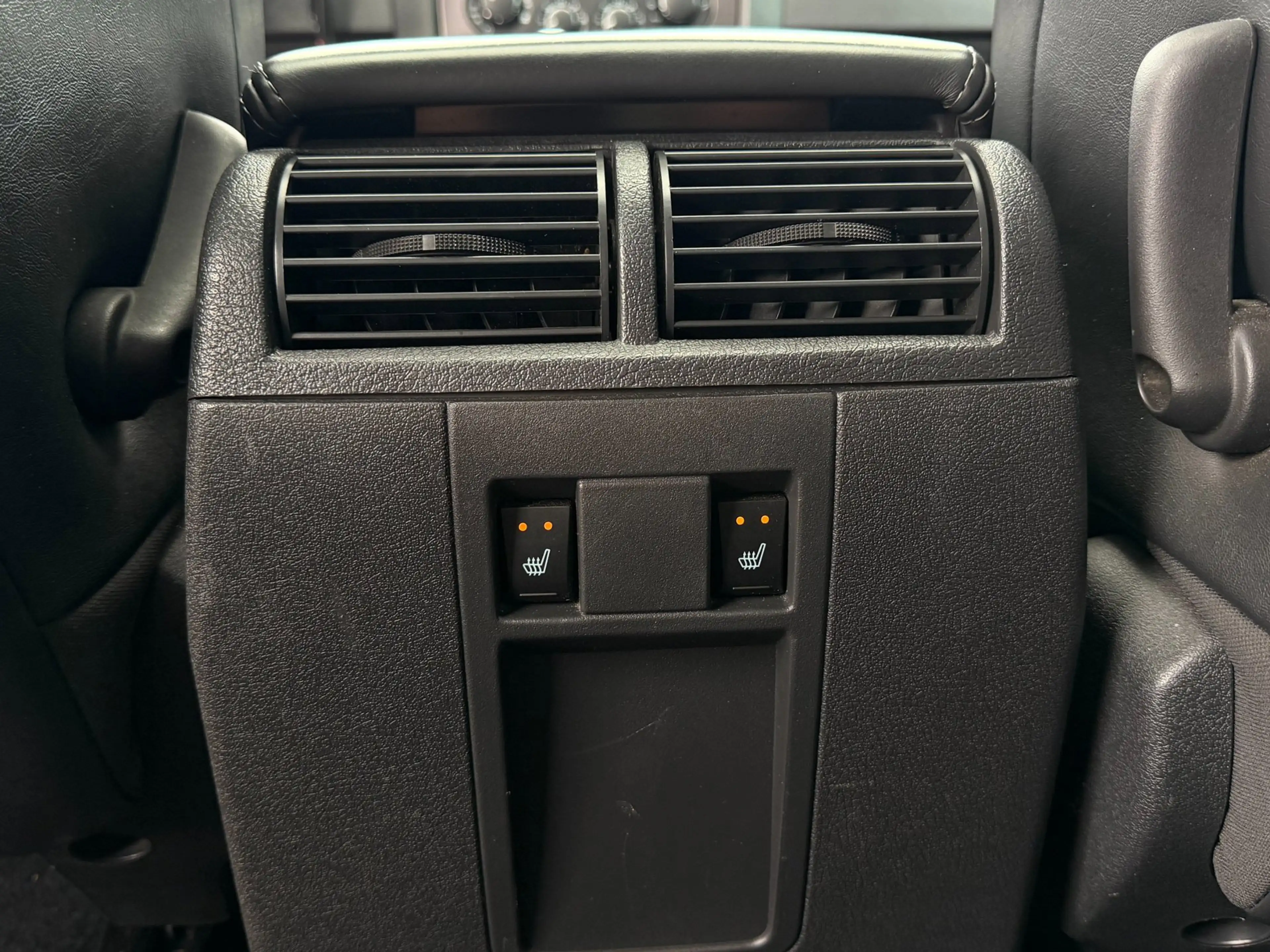 Jeep Grand Cherokee 6.1 V8 Hemi SRT-8 LPG 426PK 2010 — photo 34