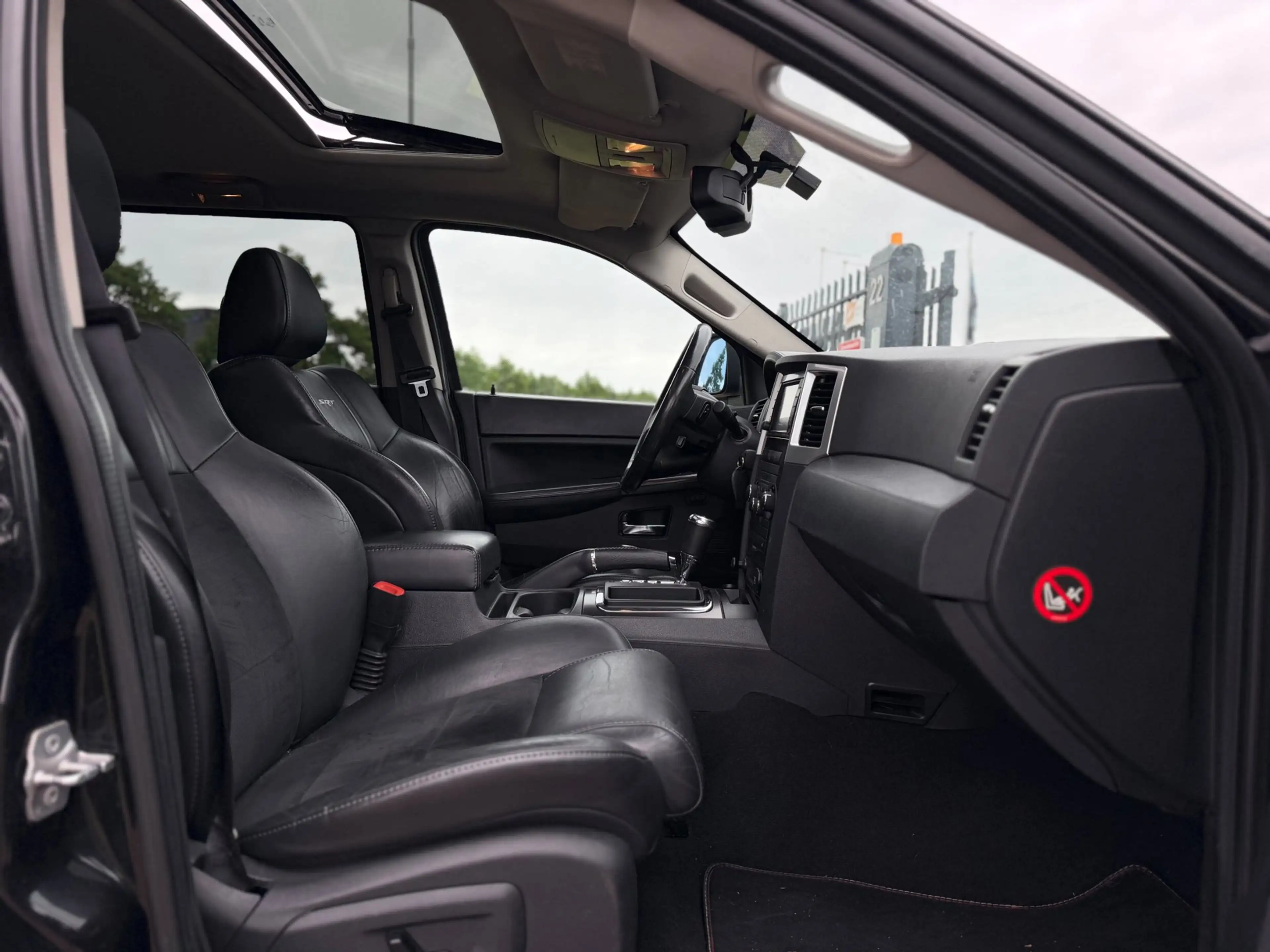 Jeep Grand Cherokee 6.1 V8 Hemi SRT-8 LPG 426PK 2010 — photo 17
