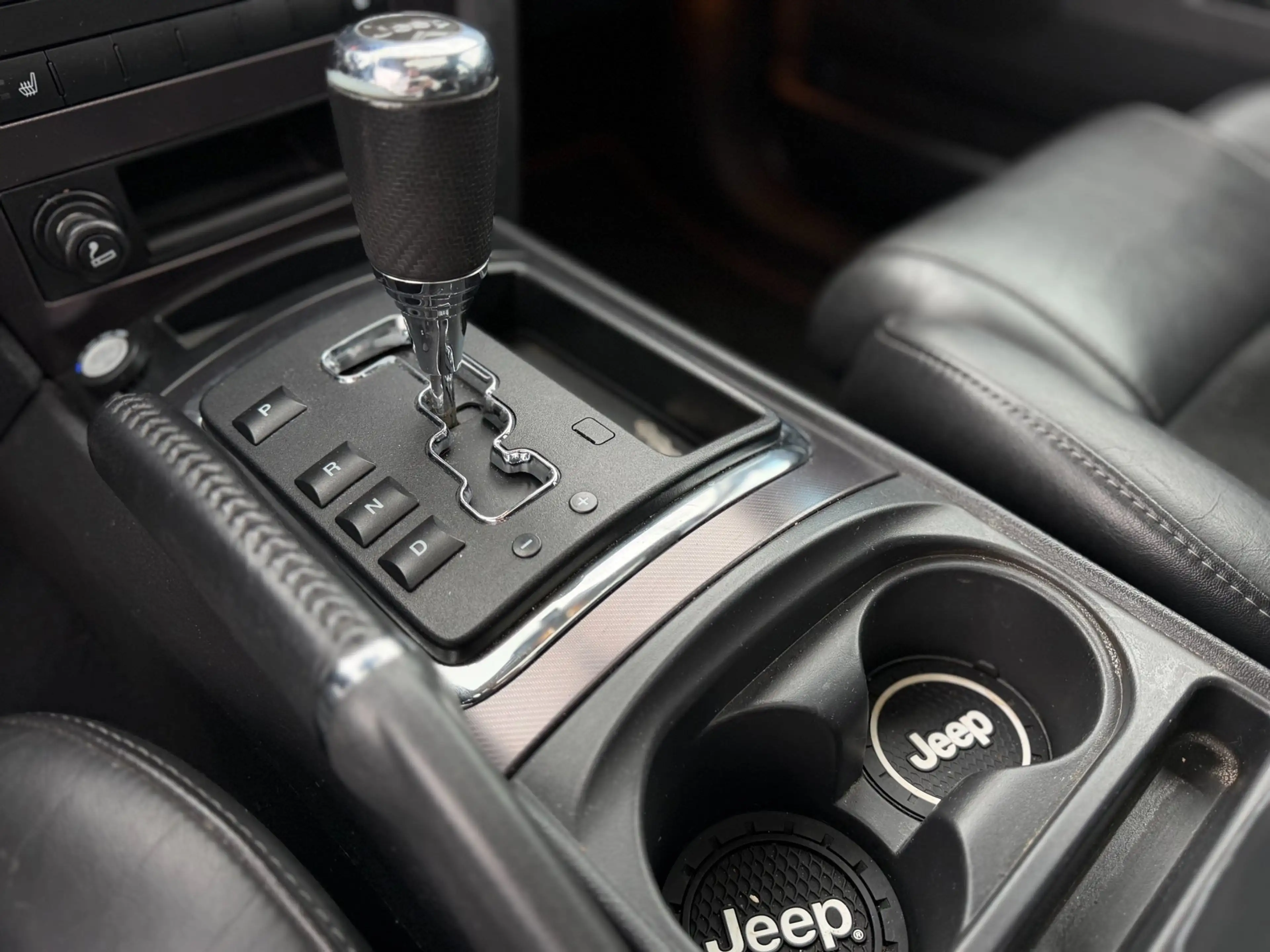 Jeep Grand Cherokee 6.1 V8 Hemi SRT-8 LPG 426PK 2010 — photo 23