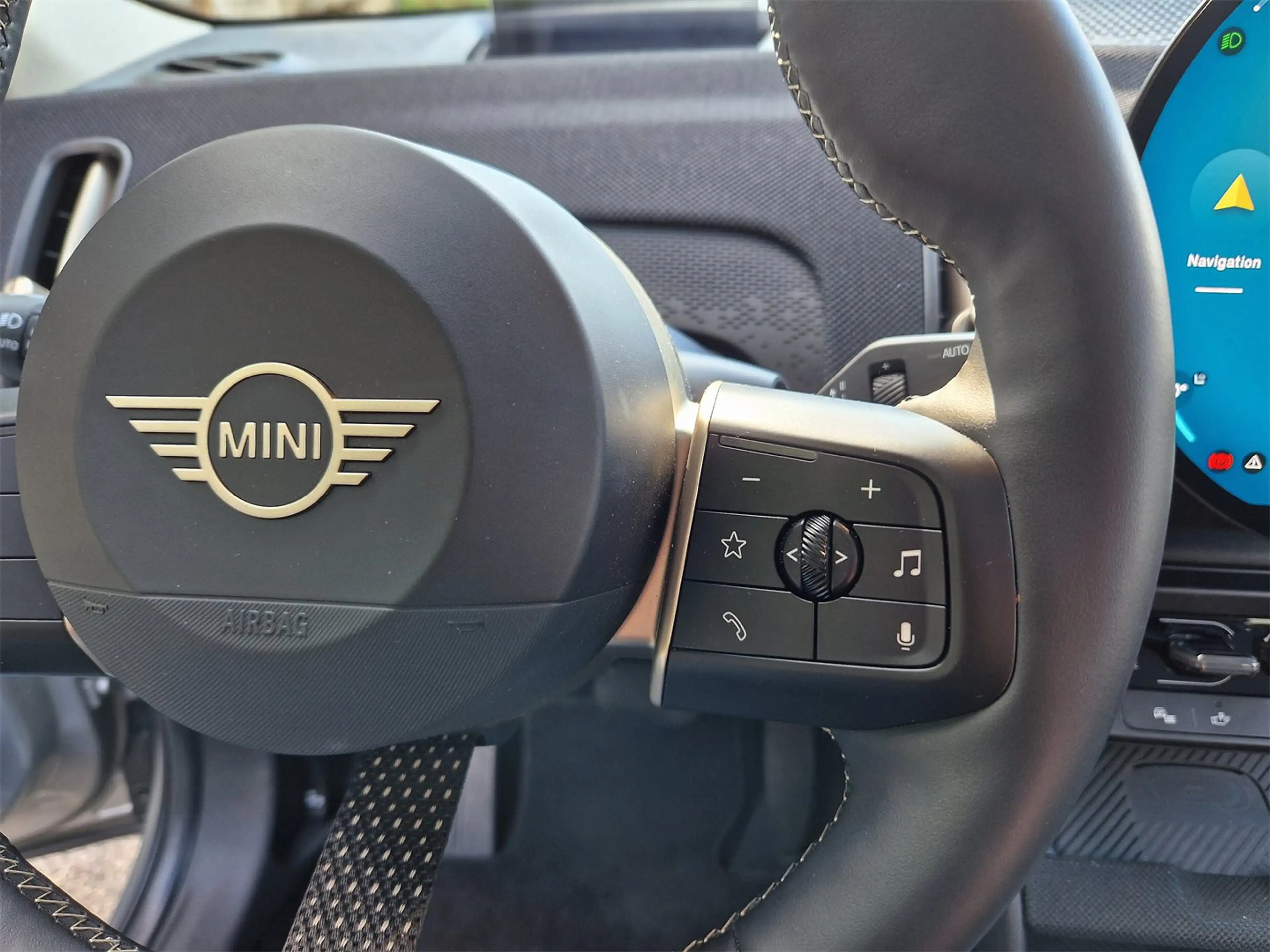 MINI Countryman C — photo 9