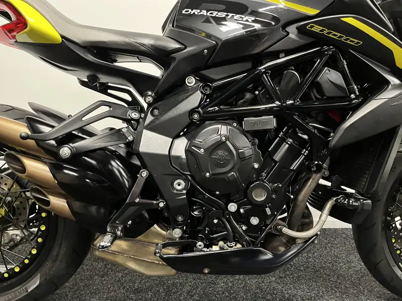 MV Agusta Dragster - foto 7