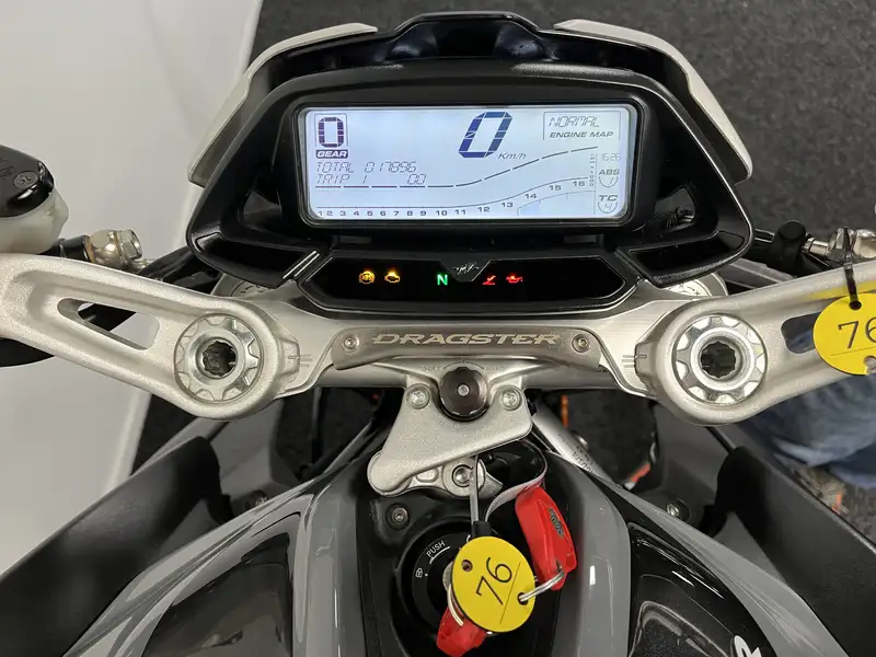 MV Agusta Dragster - foto 2