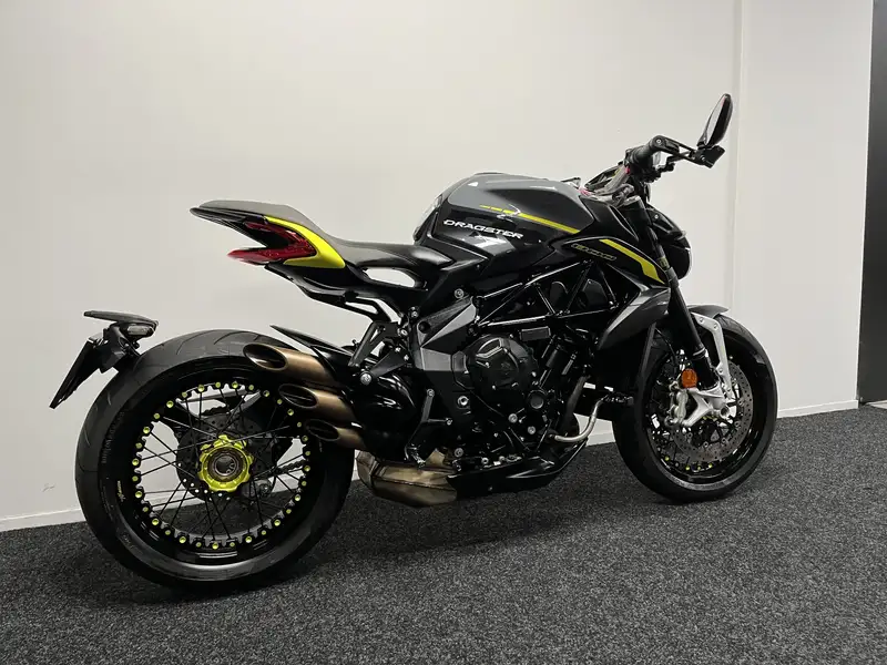 MV Agusta Dragster - foto 5