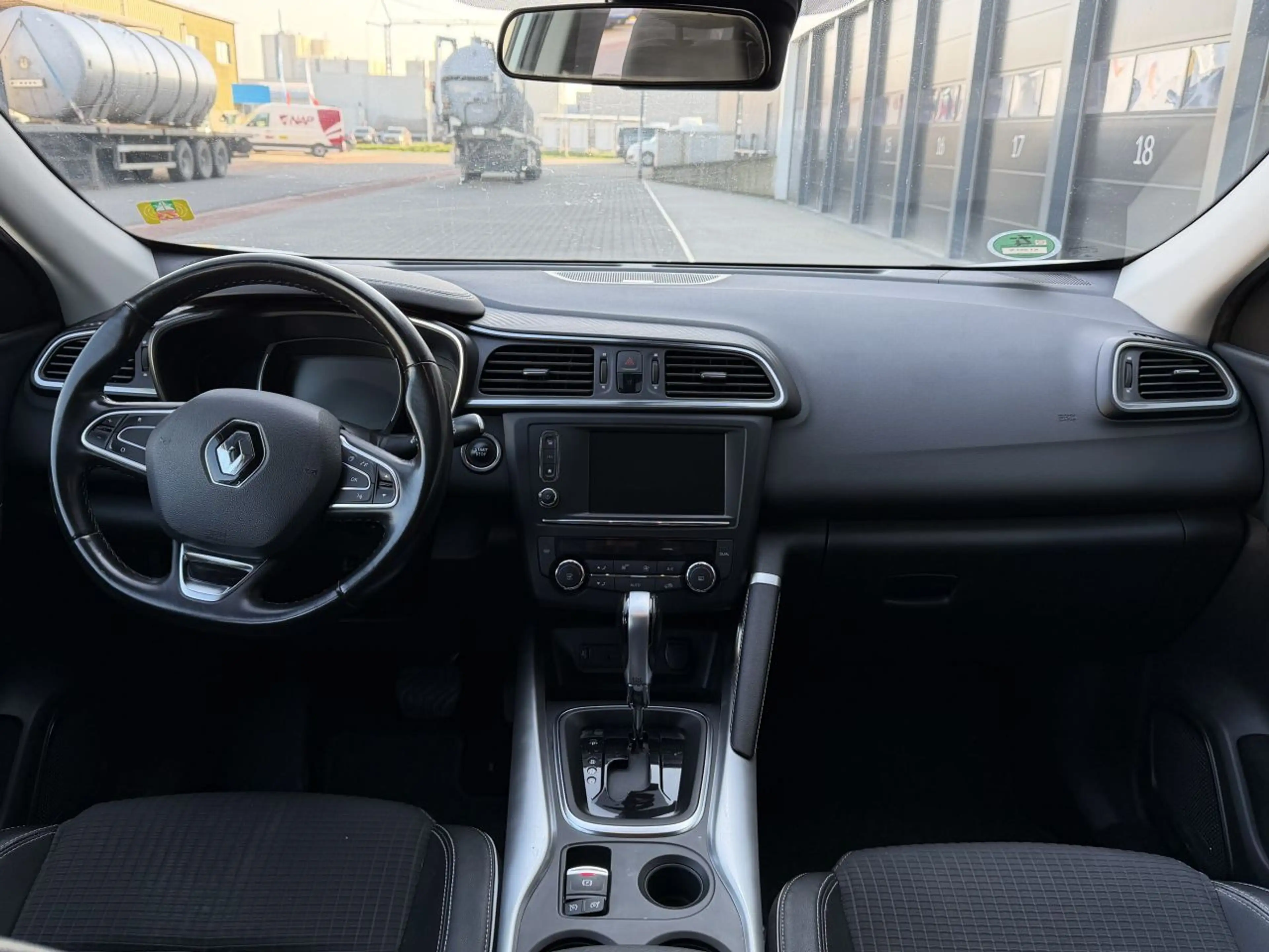 Renault Kadjar 1.5 dCi Bose Navi Camera Clima EURO-6 — photo 7