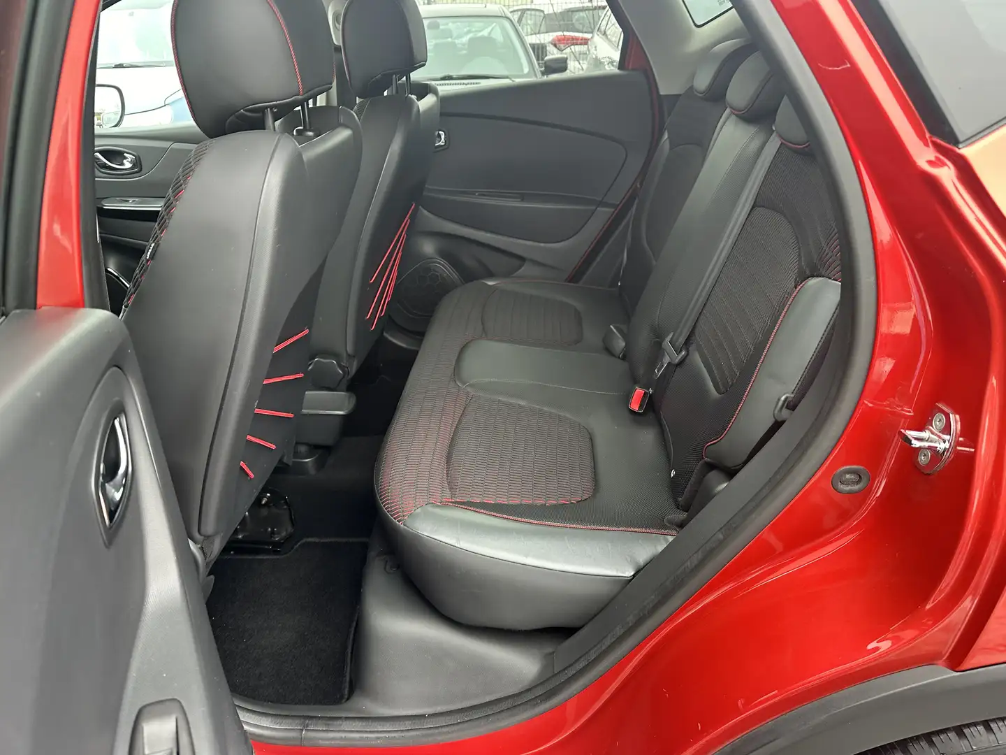 Renault Captur TCe,Automatik,NAVI,ALU,LEDER,AHK,TUV.,…. Rot - 2