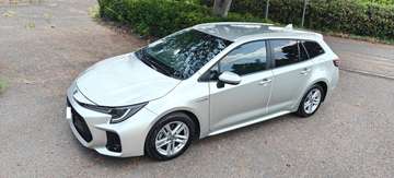 Swace (Toyota Corolla) 1.8 Ibrido 72 kw KM 35000!