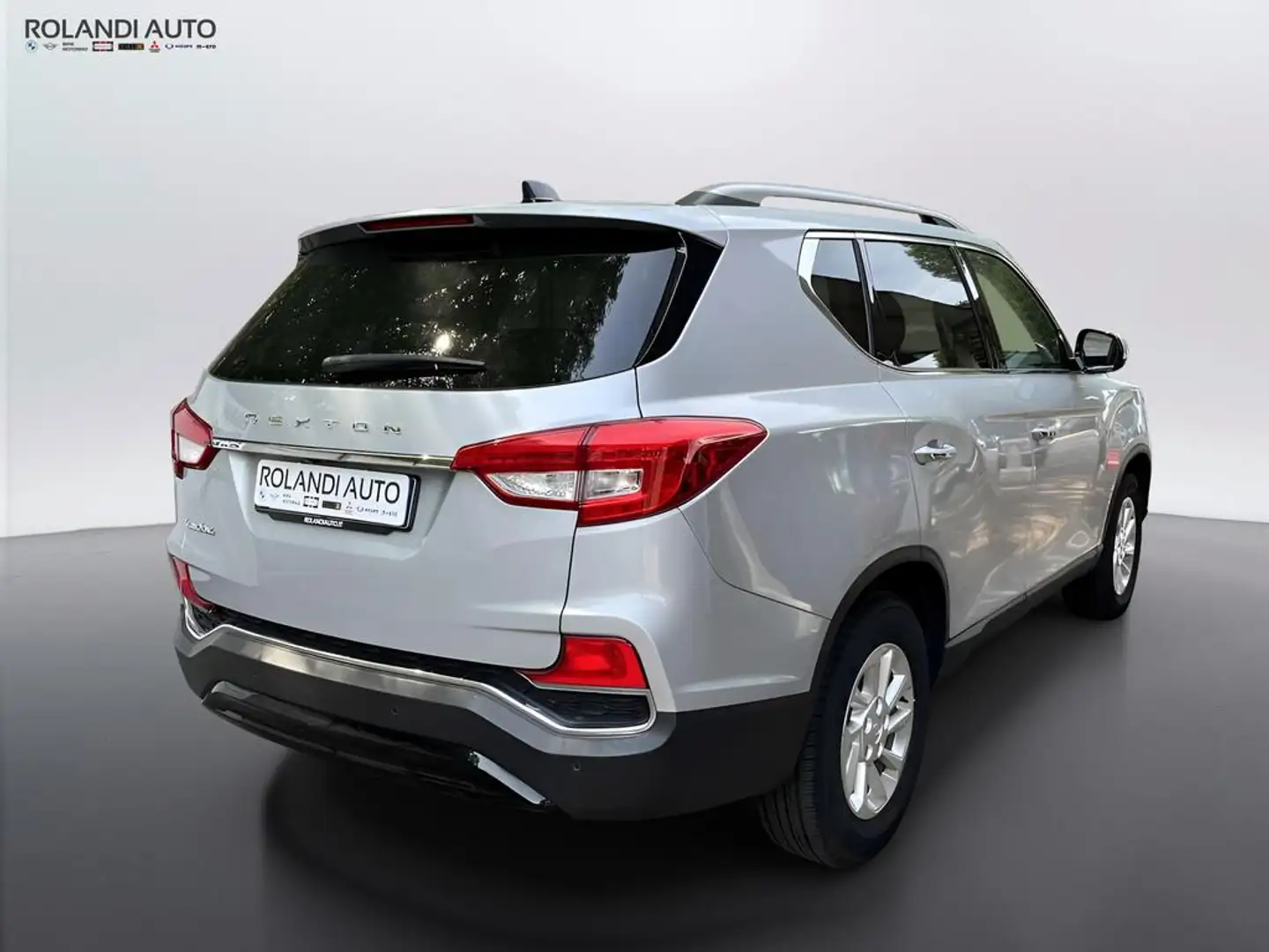 SsangYong Rexton 2.2 e-xdi Dream 4wd Grau - 2