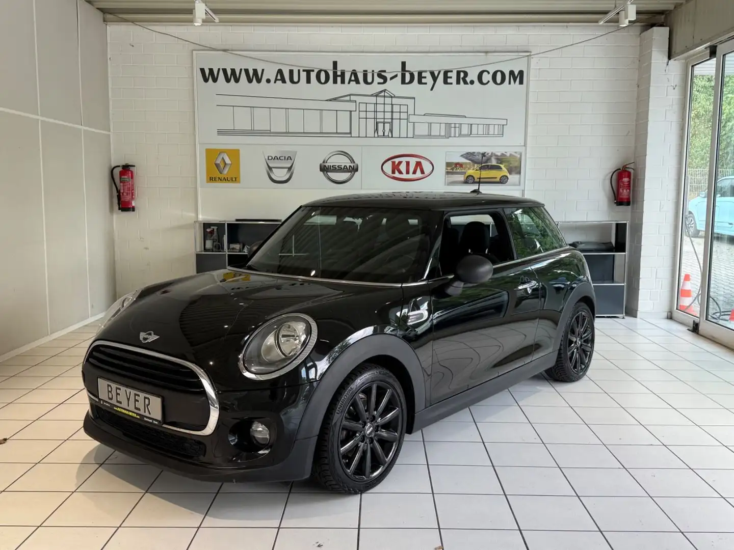 MINI One Mini 3-trg. One Blackyard Zwart - 1