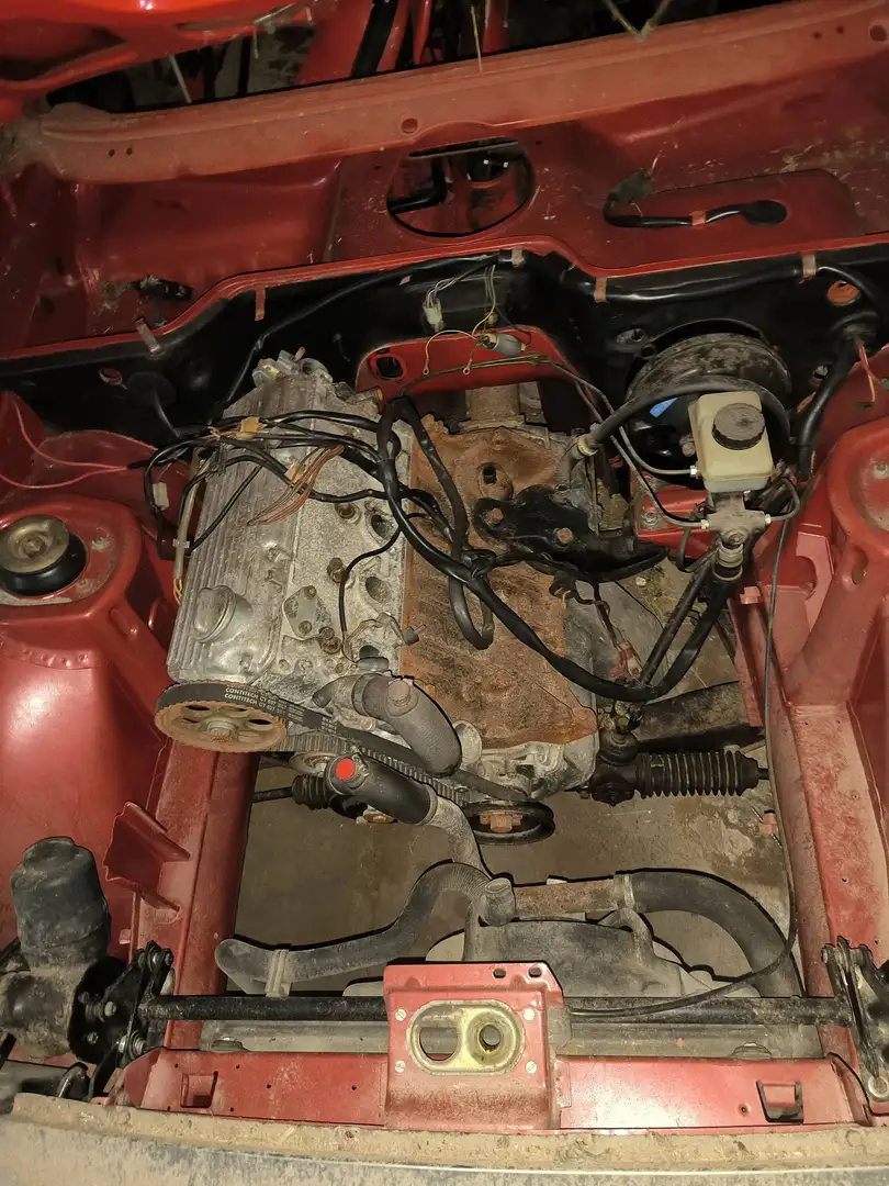 Porsche 924 Rot - 2