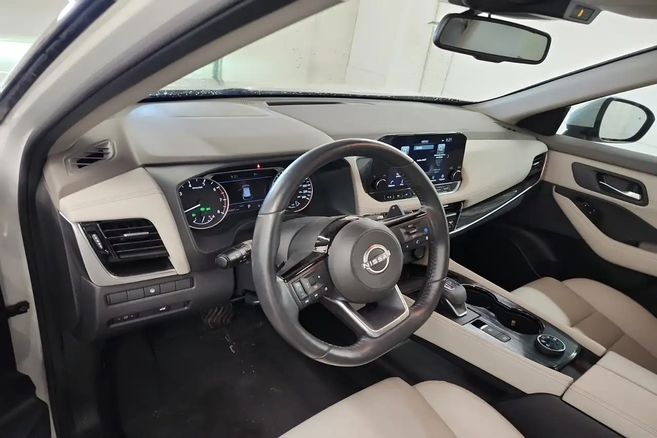 Nissan Rogue снимка Nissan Rogue