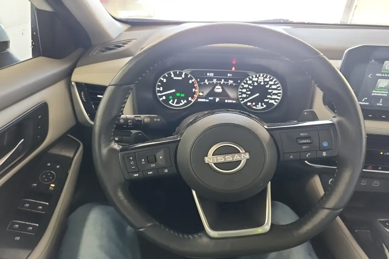Nissan Rogue снимка Nissan Rogue