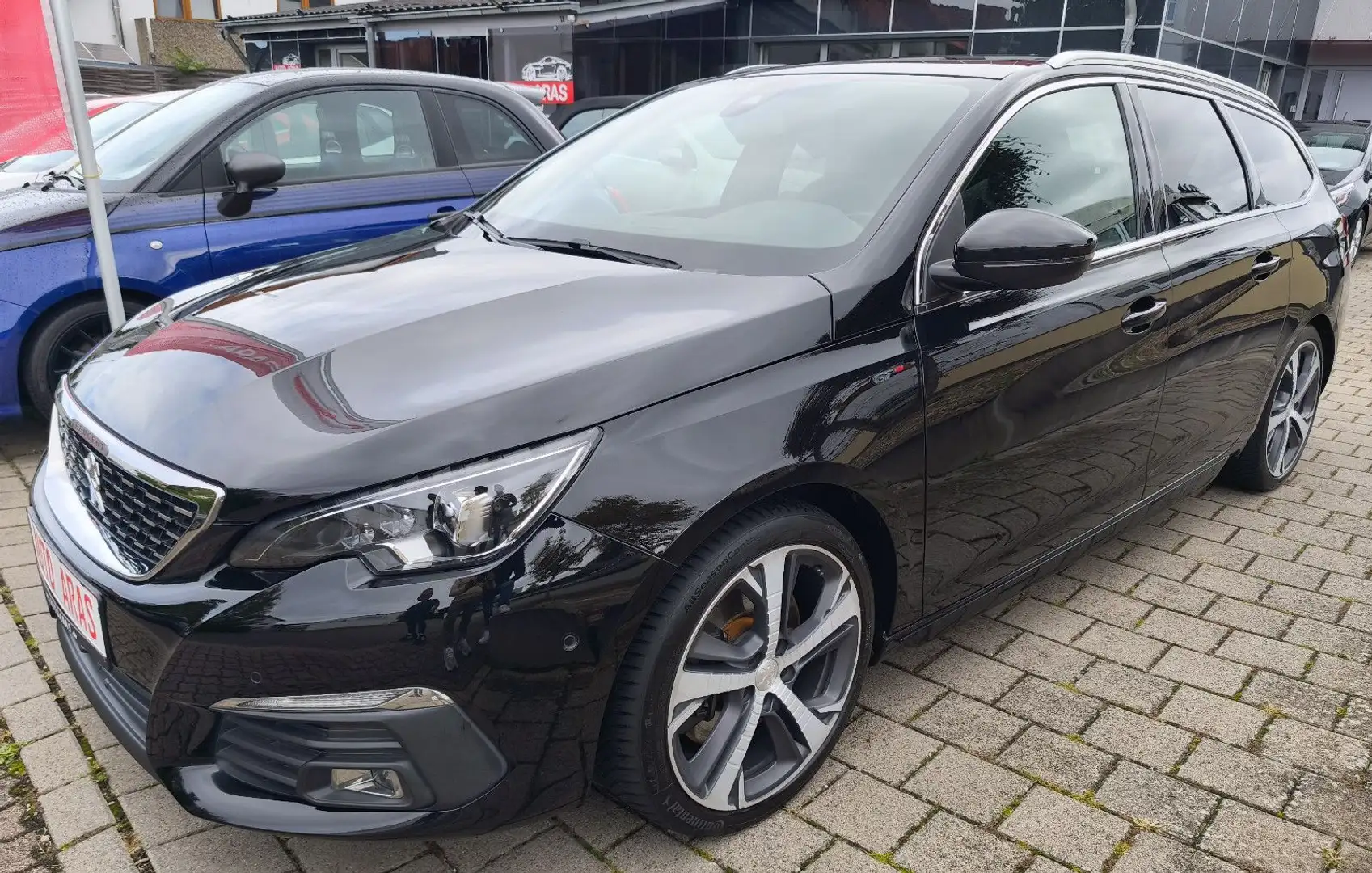 Peugeot 308 SW GT 1.6 PureTech Schwarz - 2
