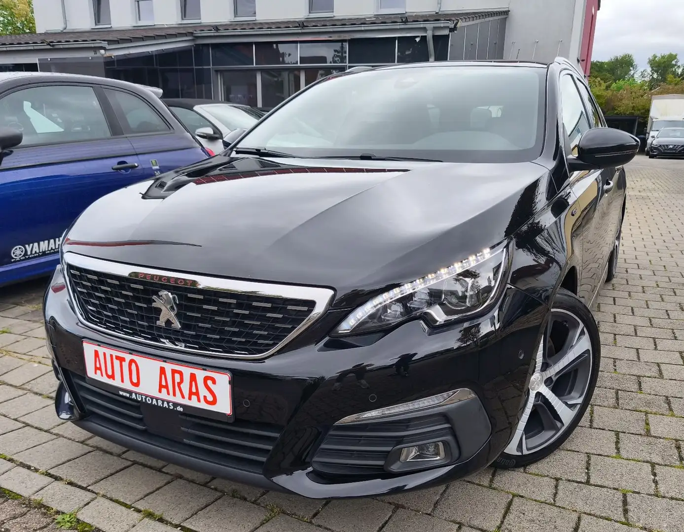 Peugeot 308 SW GT 1.6 PureTech Schwarz - 1