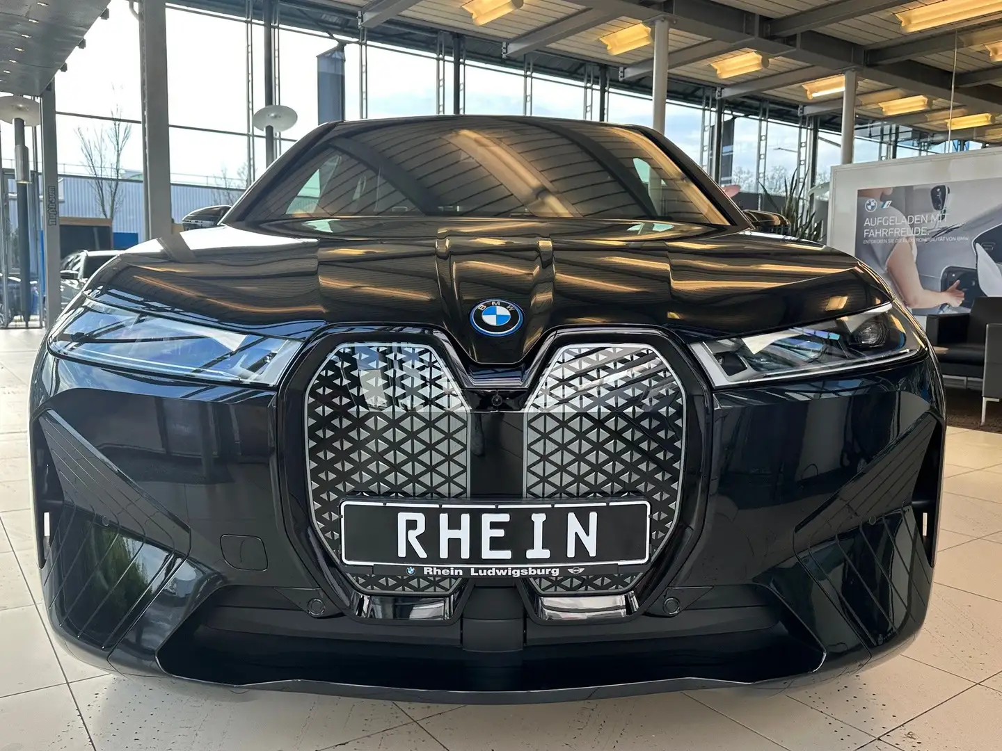 BMW iX xDrive40 Sportpaket Nero - 1