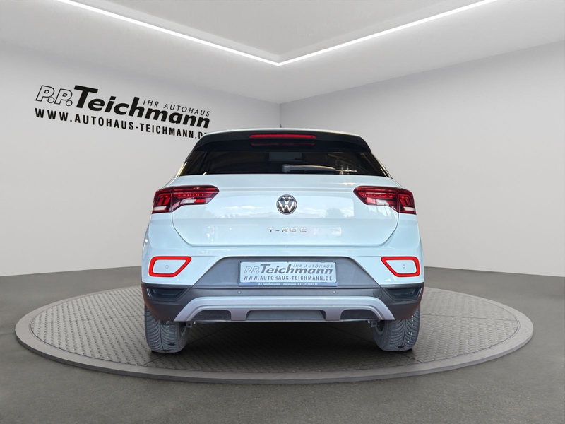 Volkswagen T-Roc Life — photo 6