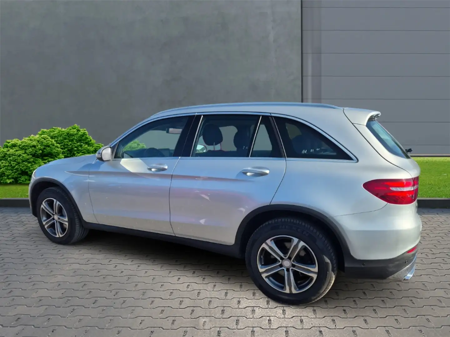 Mercedes-Benz GLC 250 d 4Matic+Anhängerkupplung+Navi+LED Zilver - 2