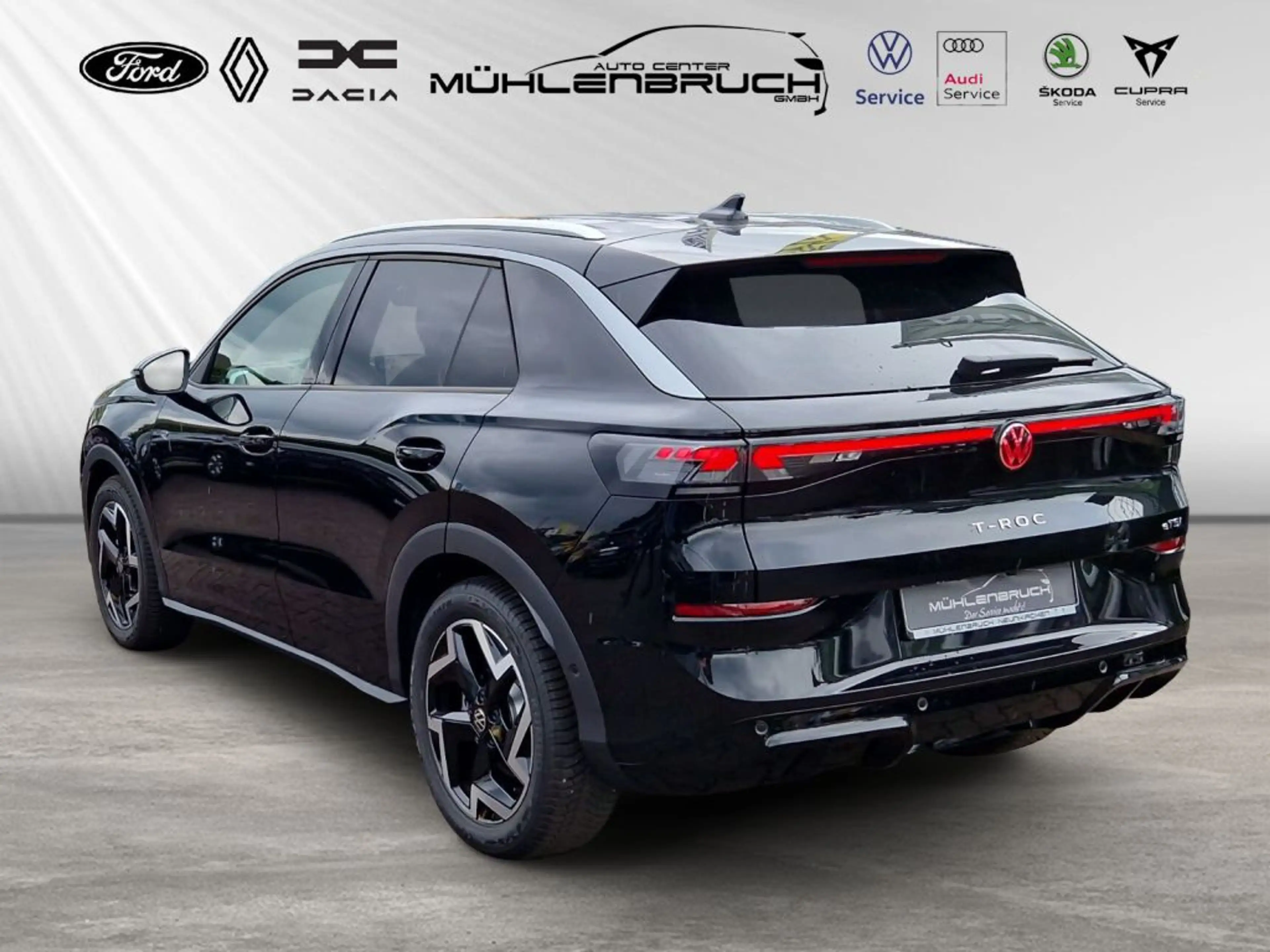 Volkswagen T-Roc 1.5 eTSI OPF DSG R-Line — photo 10