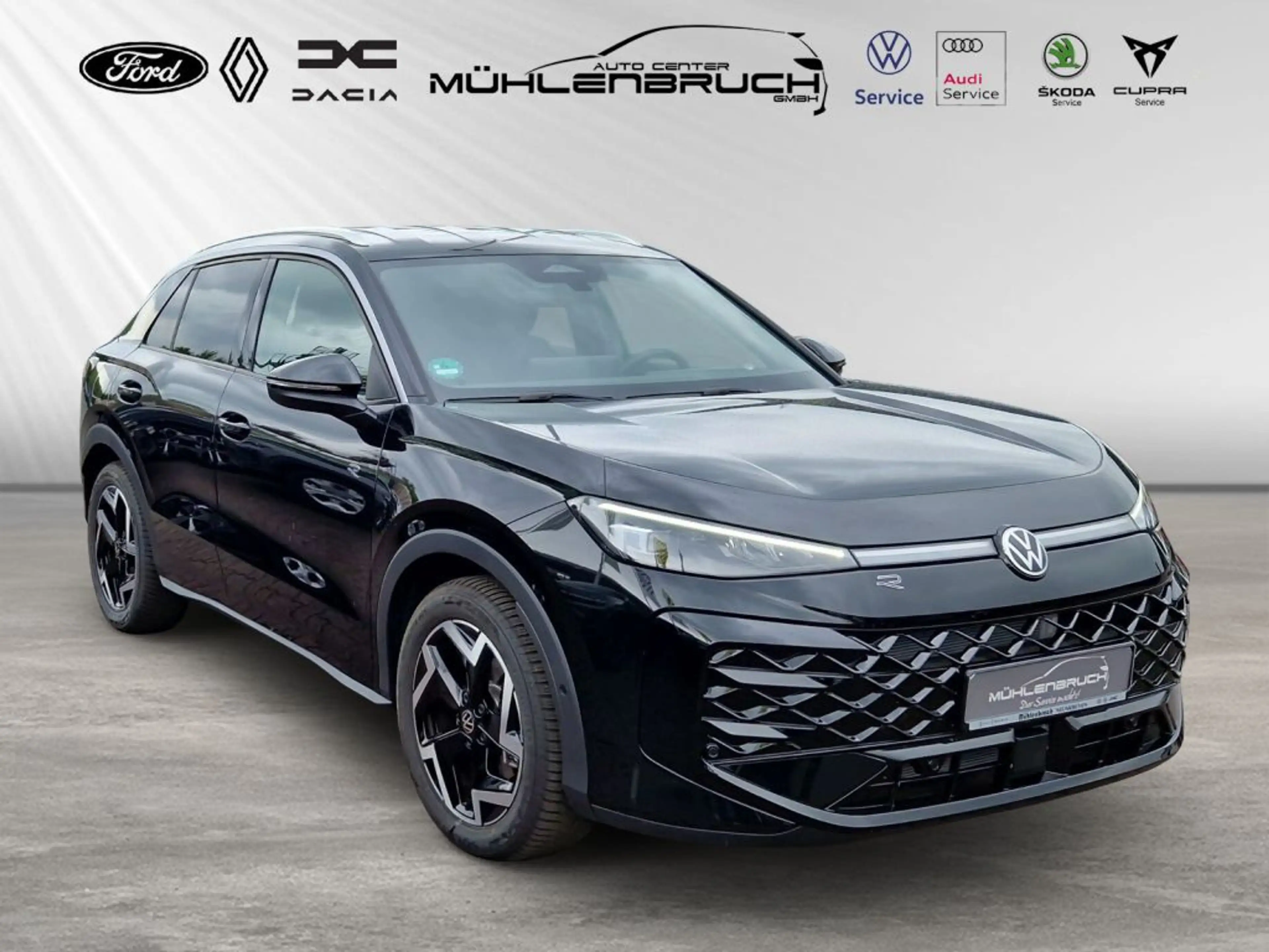 Volkswagen T-Roc 1.5 eTSI OPF DSG R-Line — photo 4