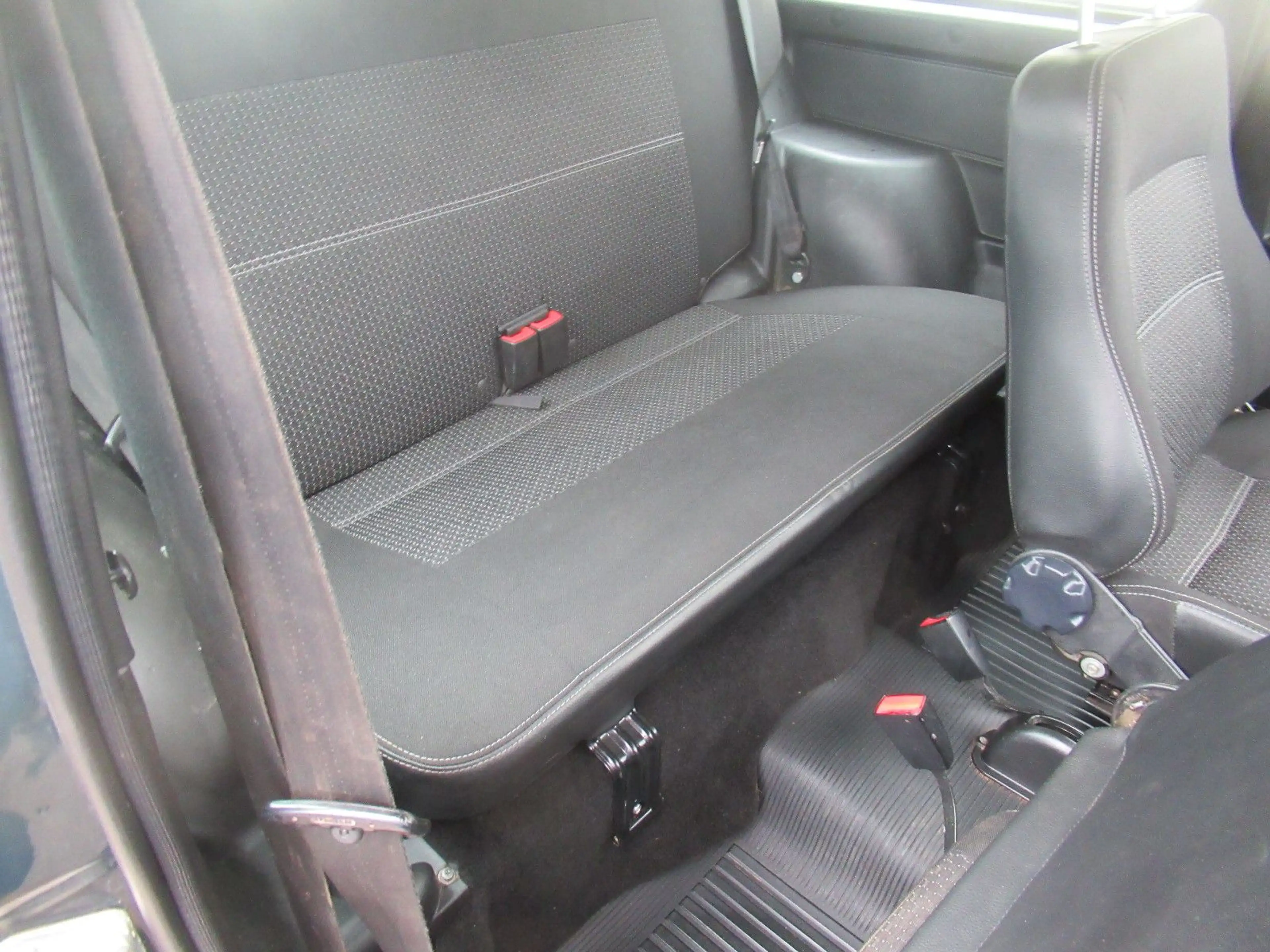 Lada Niva BRONTO 4x4  KLIMA SHZG AHK RAPTOR — photo 15