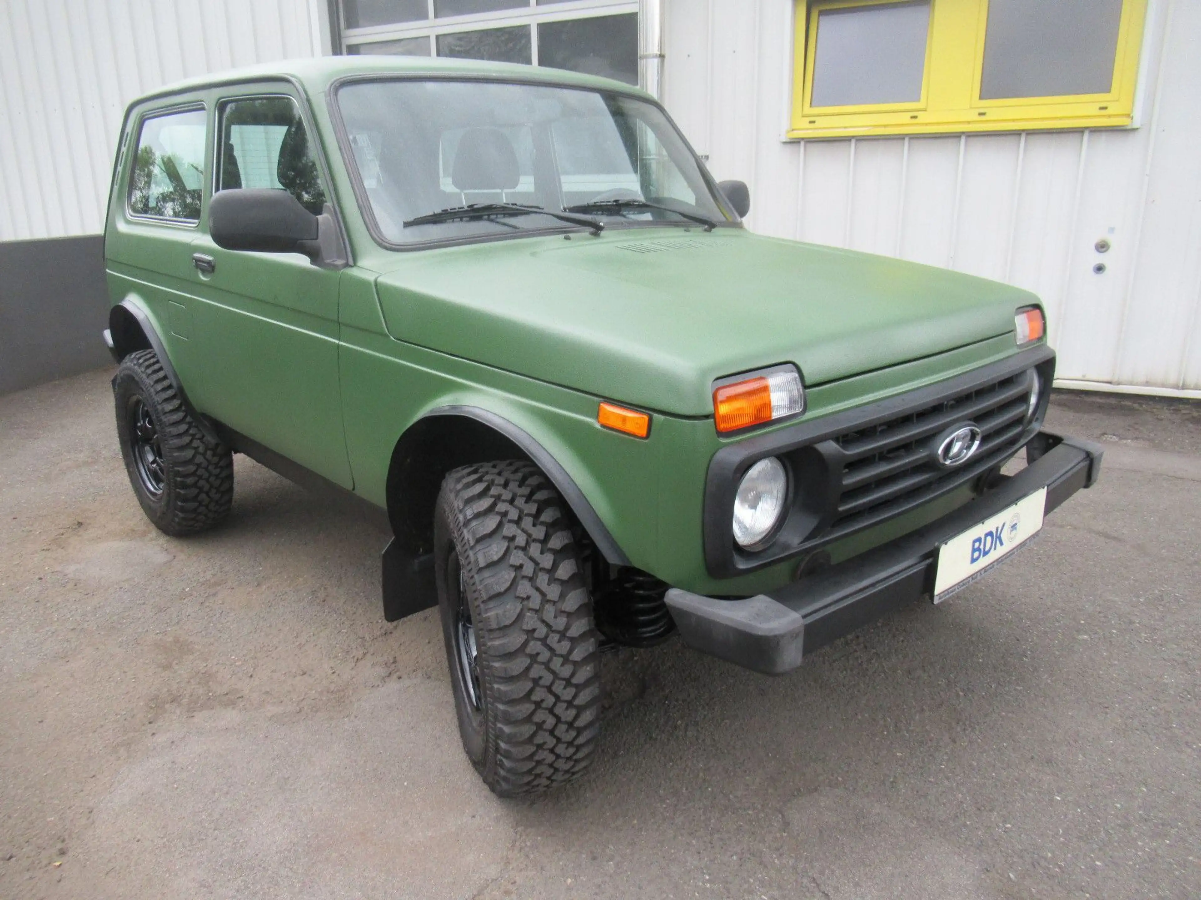 Lada Niva BRONTO 4x4  KLIMA SHZG AHK RAPTOR — photo 3