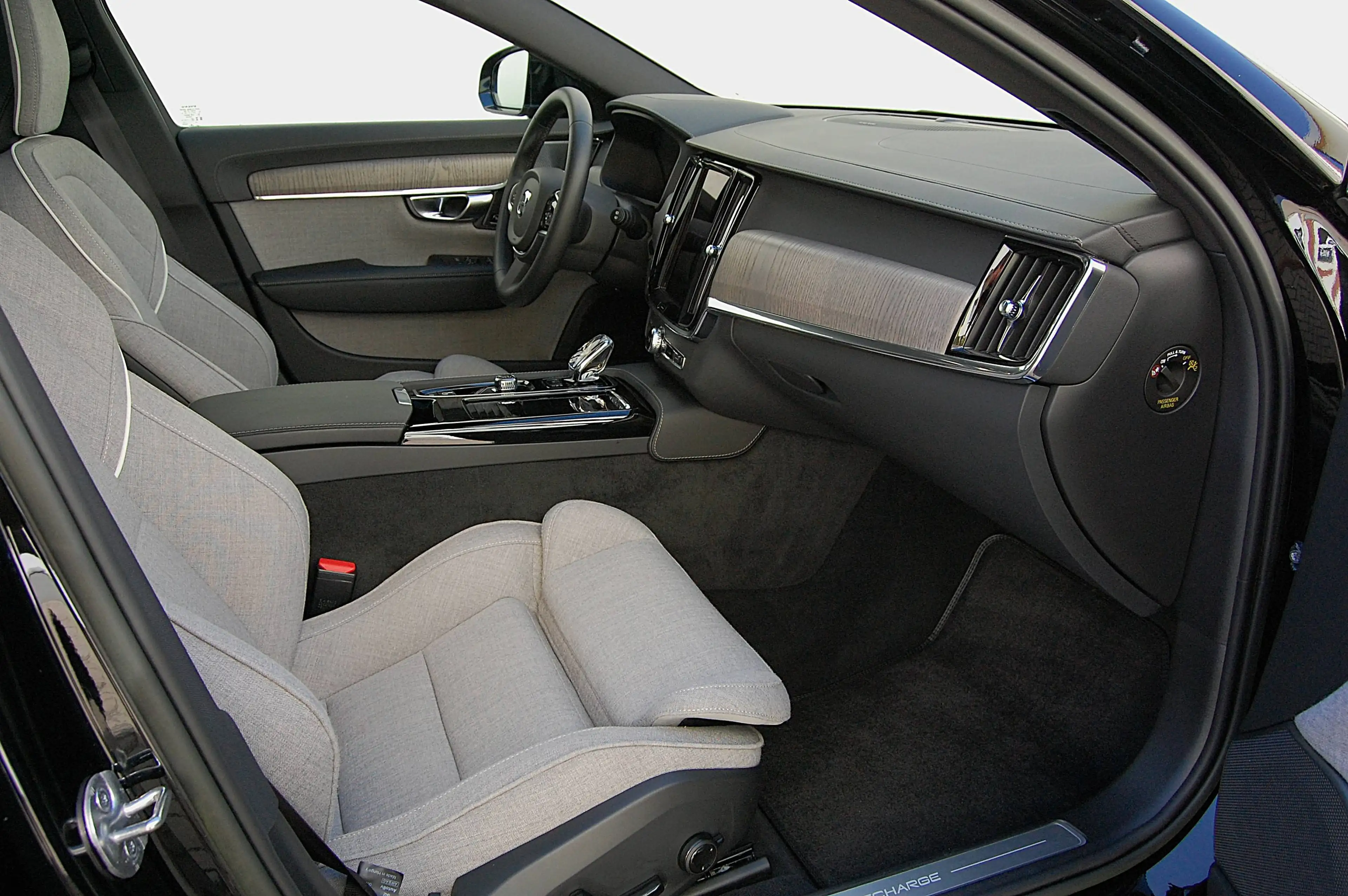 Volvo V90 V90 T6 Recharge AWD Plus Bright -Tailored Wool- — photo 7