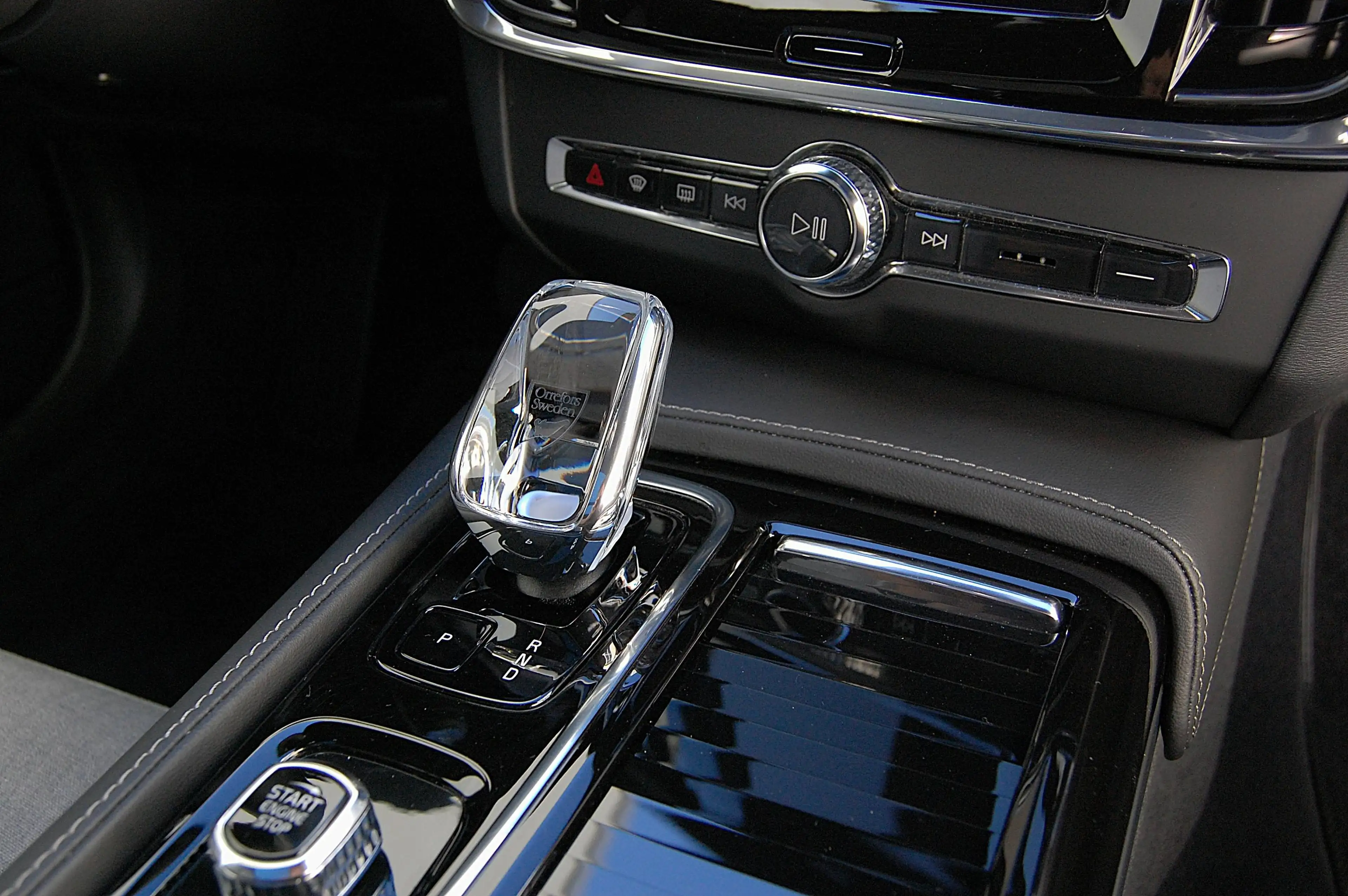 Volvo V90 V90 T6 Recharge AWD Plus Bright -Tailored Wool- — photo 15