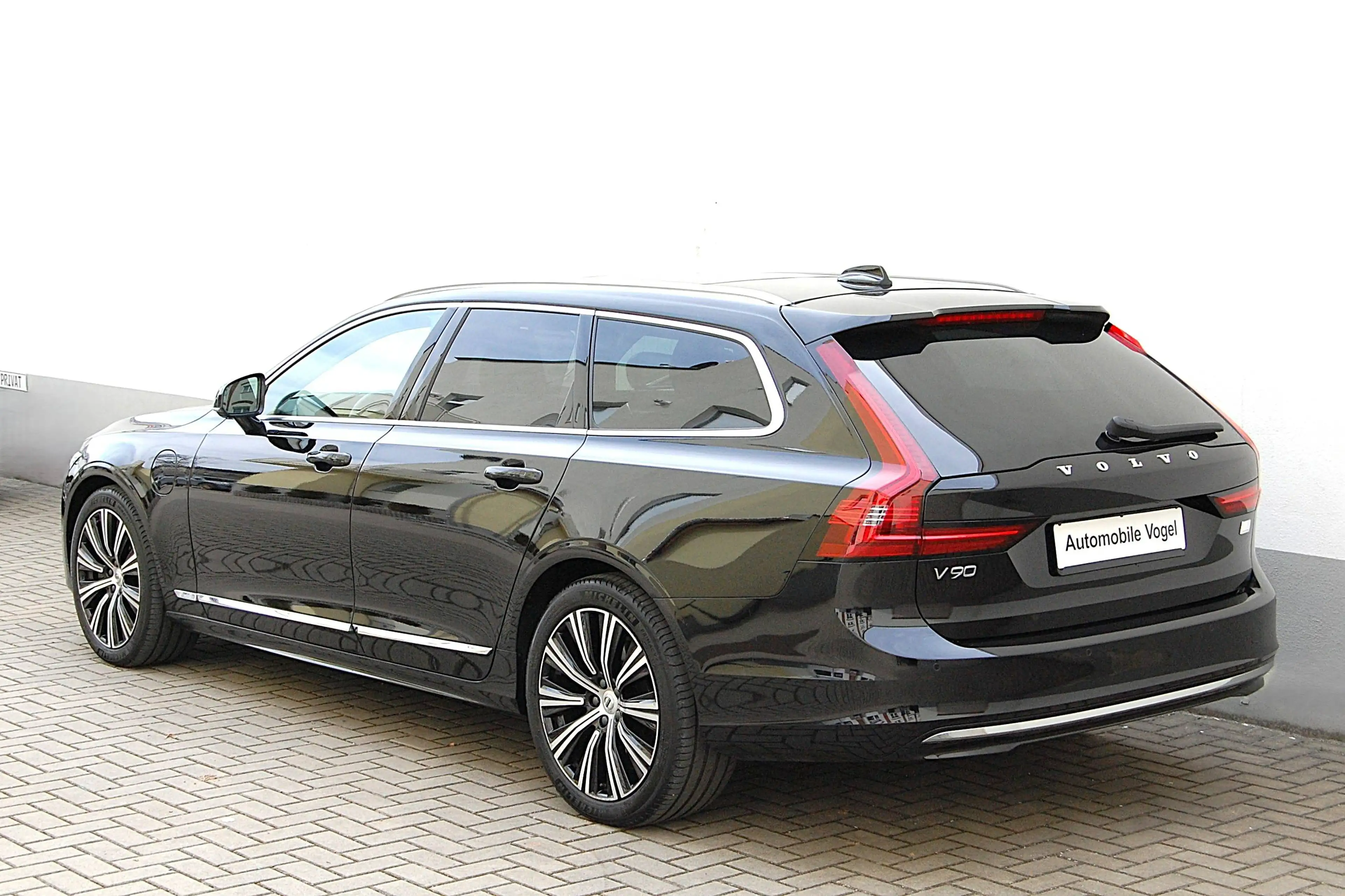 Volvo V90 V90 T6 Recharge AWD Plus Bright -Tailored Wool- — photo 4