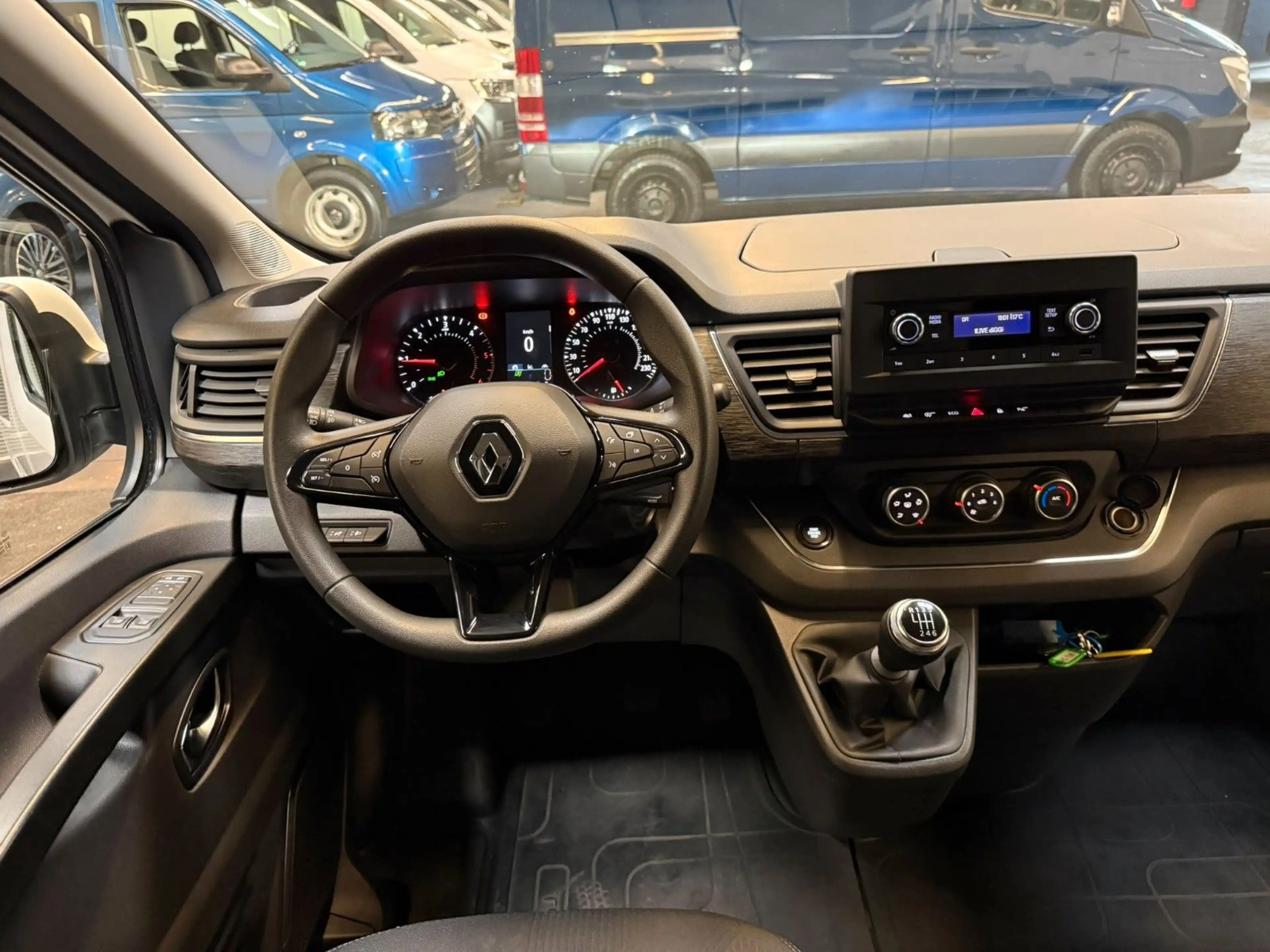 Renault Trafic Kombi L1H1 Life Style 8 Sitze AC LED PDC — photo 15
