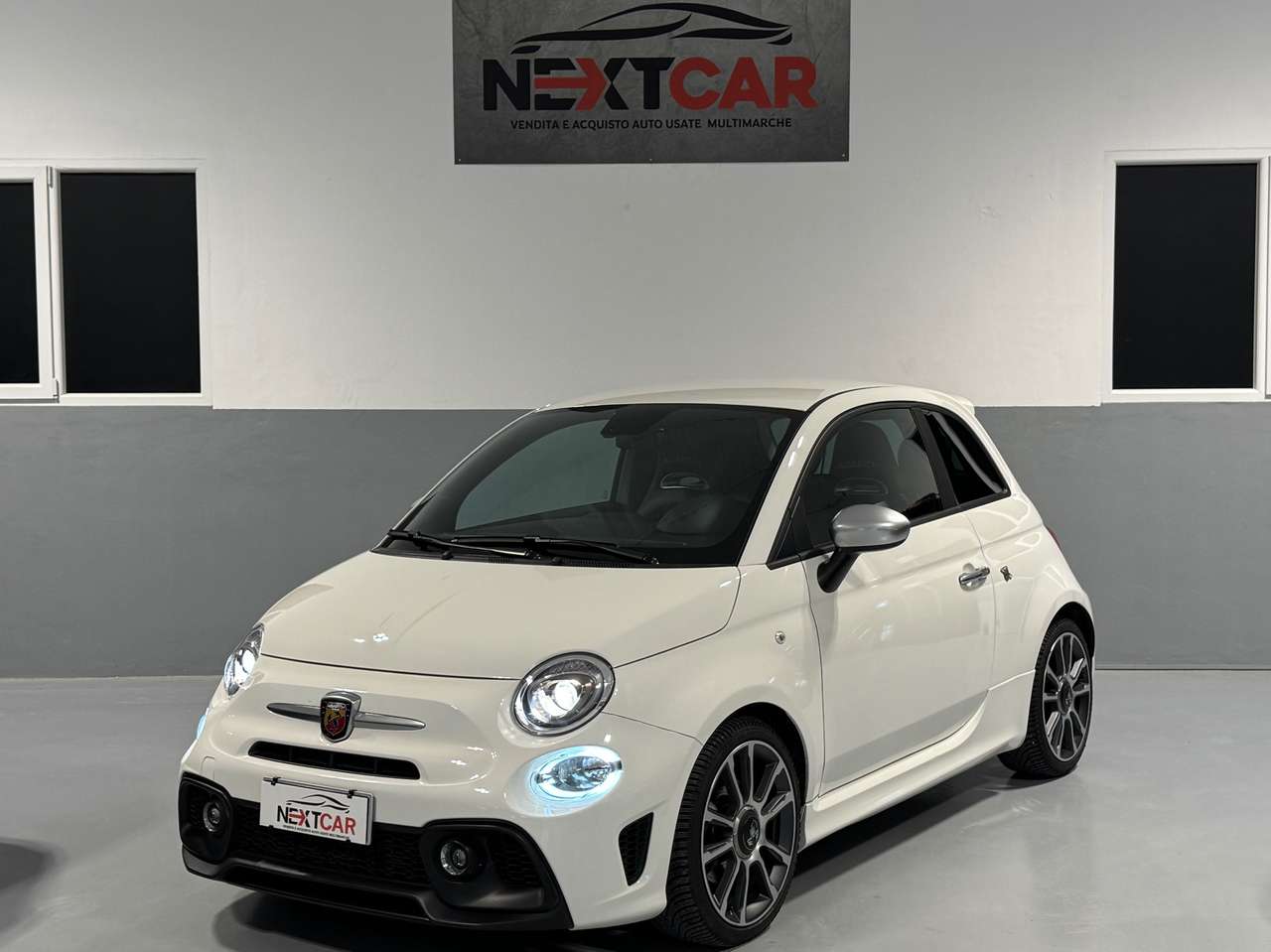 Abarth 595 1.4 t-jet Tusimo 165cv 30.000 Km !