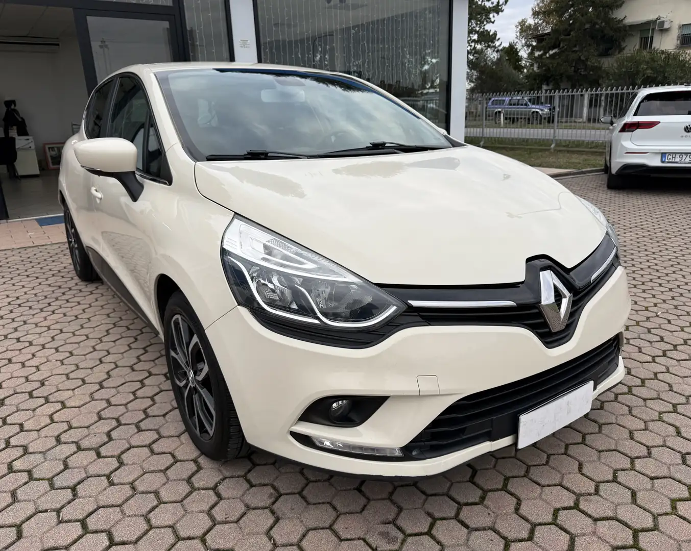 Renault Clio Clio IV 2017 1.5 dci energy Zen 90cv Giallo - 2