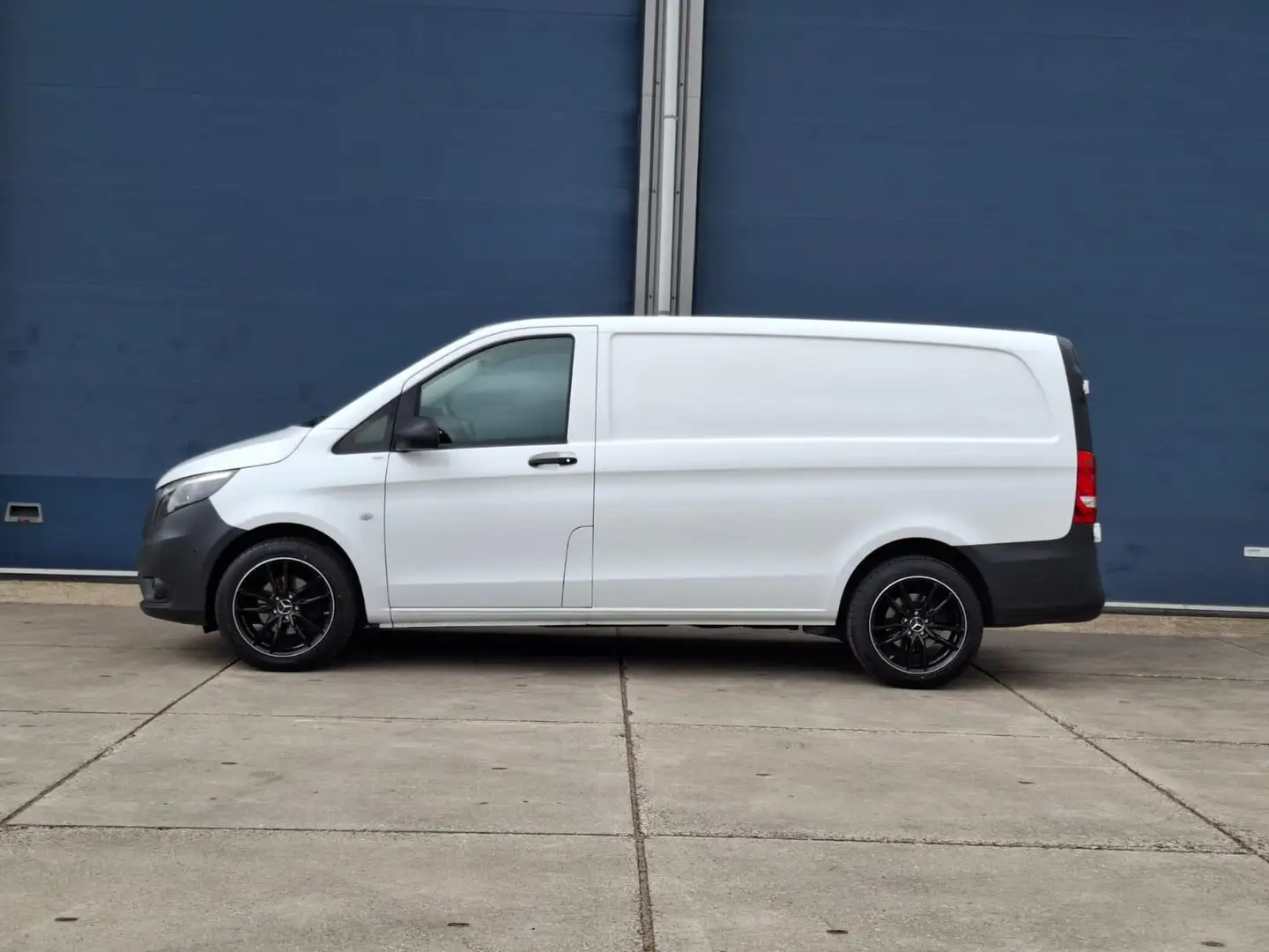 Mercedes-Benz Vito 116 CDI Lang AIRCO / CRUISE CONTROLE / NAVI / TREK - 2