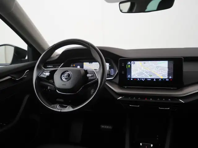 Skoda Octavia view 7