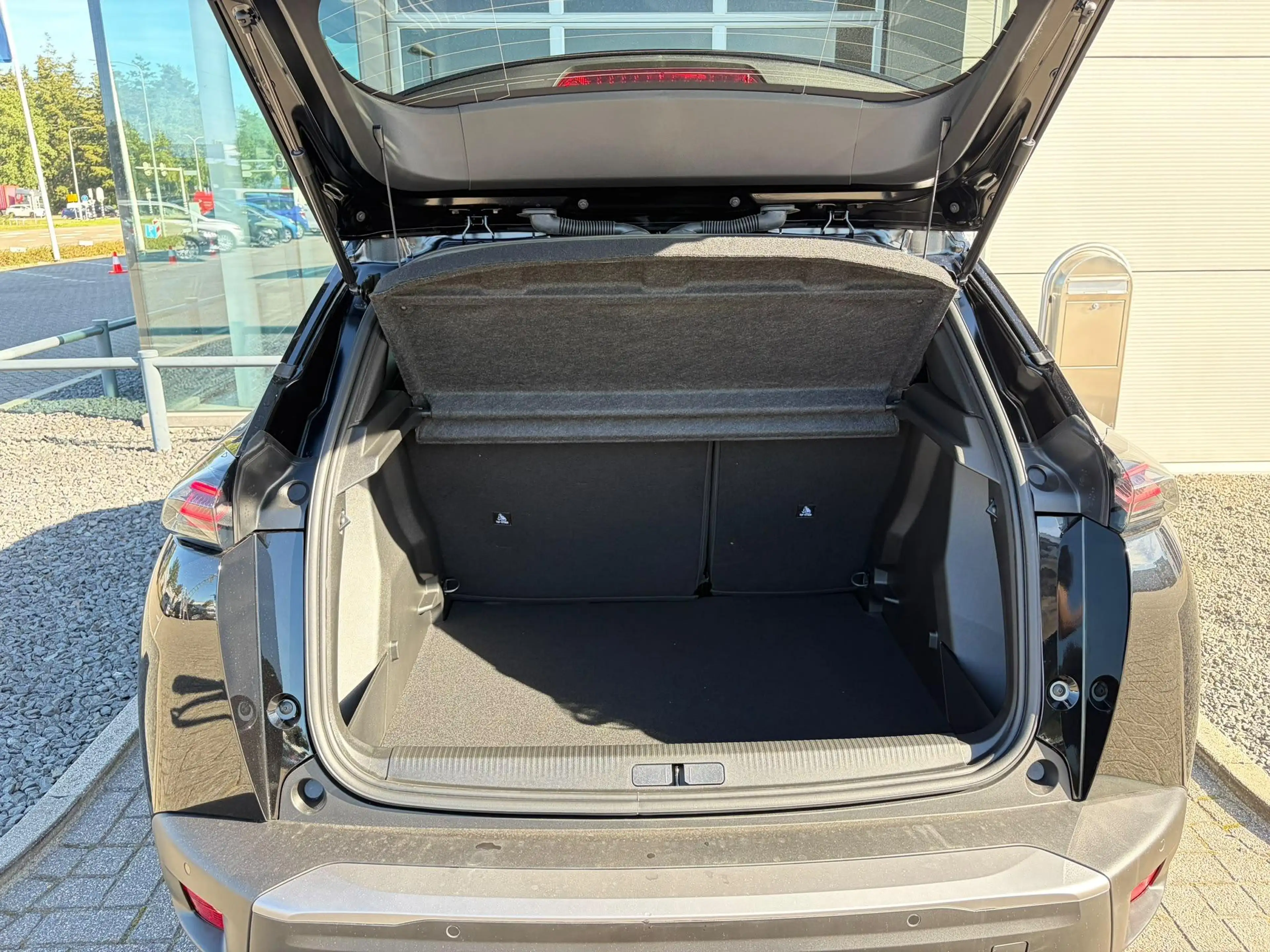 Peugeot e-2008 EV Business 54 kWh 156 pk | VOORRAAD VOORDEEL | Wa — photo 8