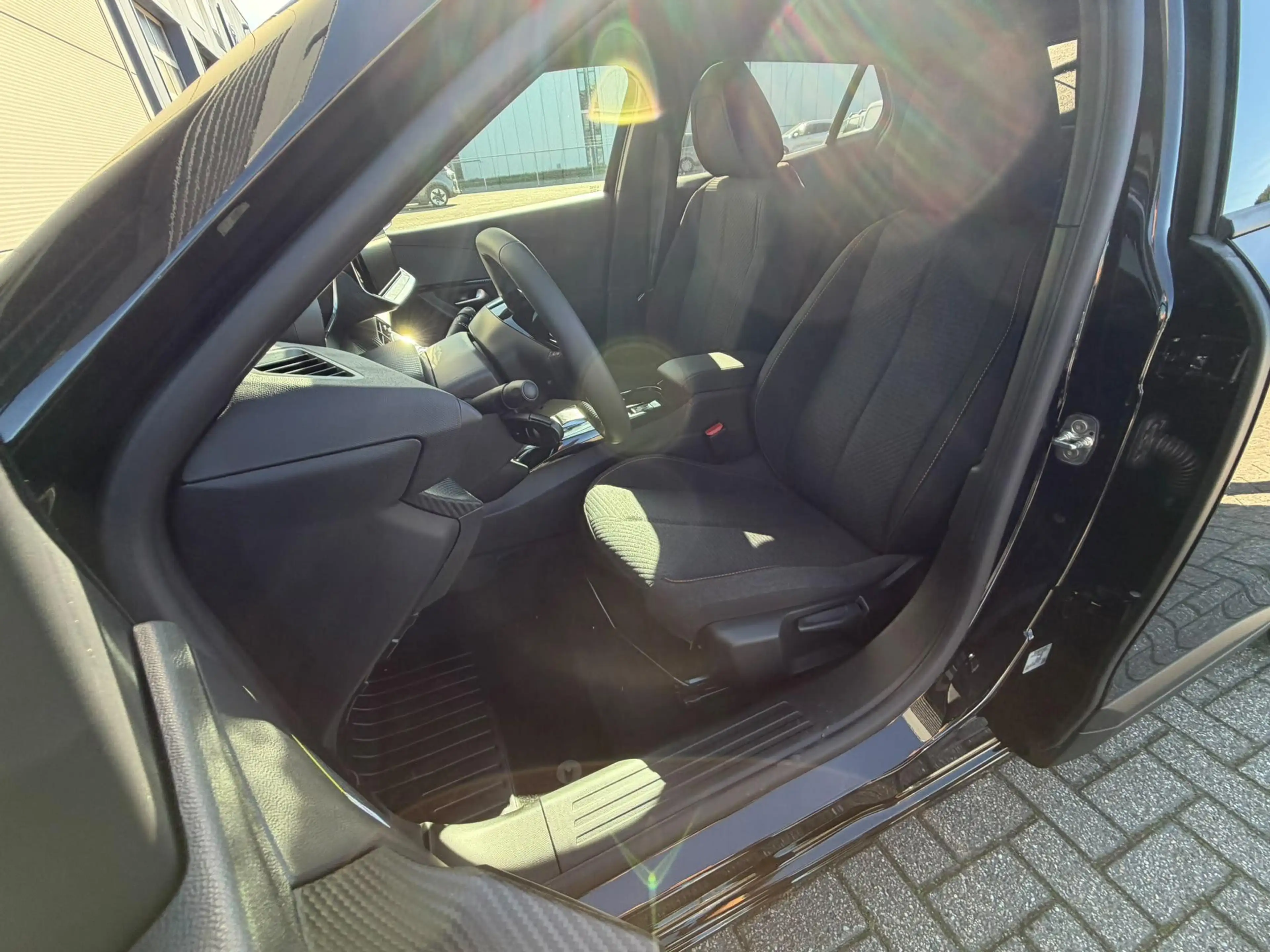 Peugeot e-2008 EV Business 54 kWh 156 pk | VOORRAAD VOORDEEL | Wa — photo 15