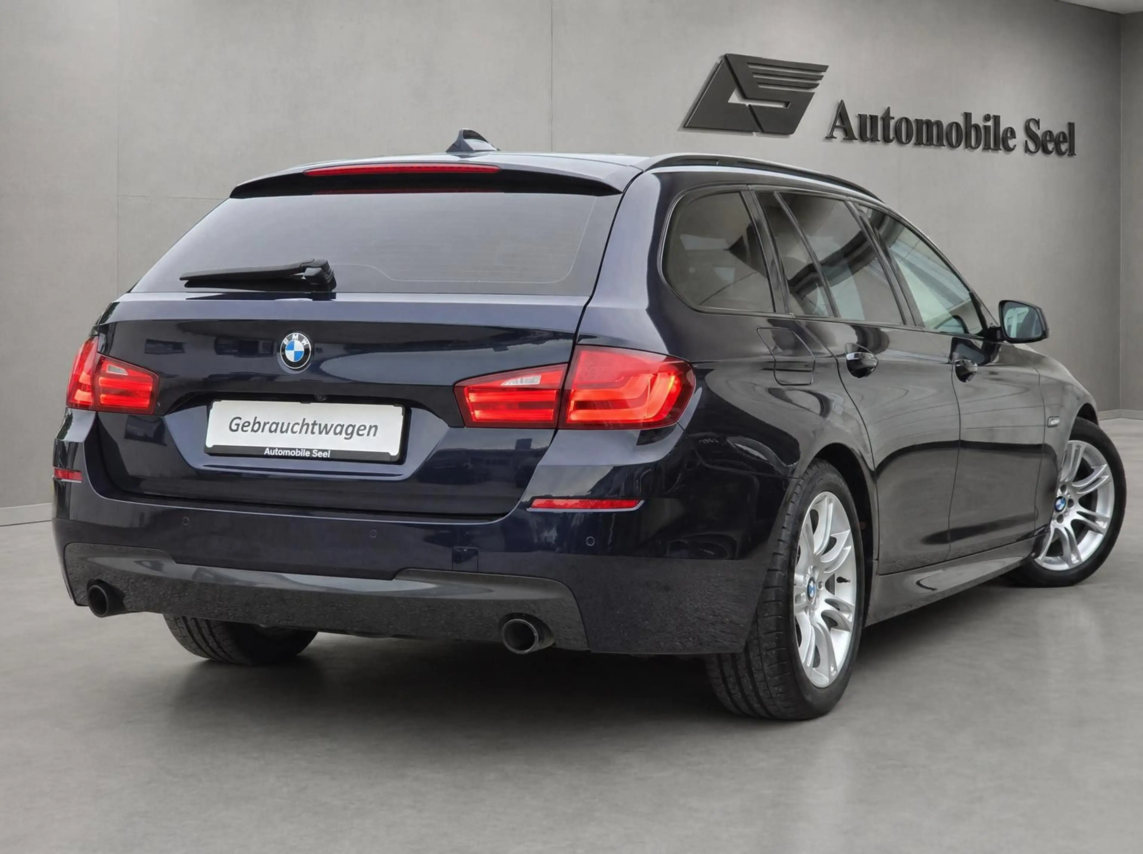 BMW 535 d xDrive Touring*M Paket*AHK*Navi*HUD*Bi-Xen — photo 5