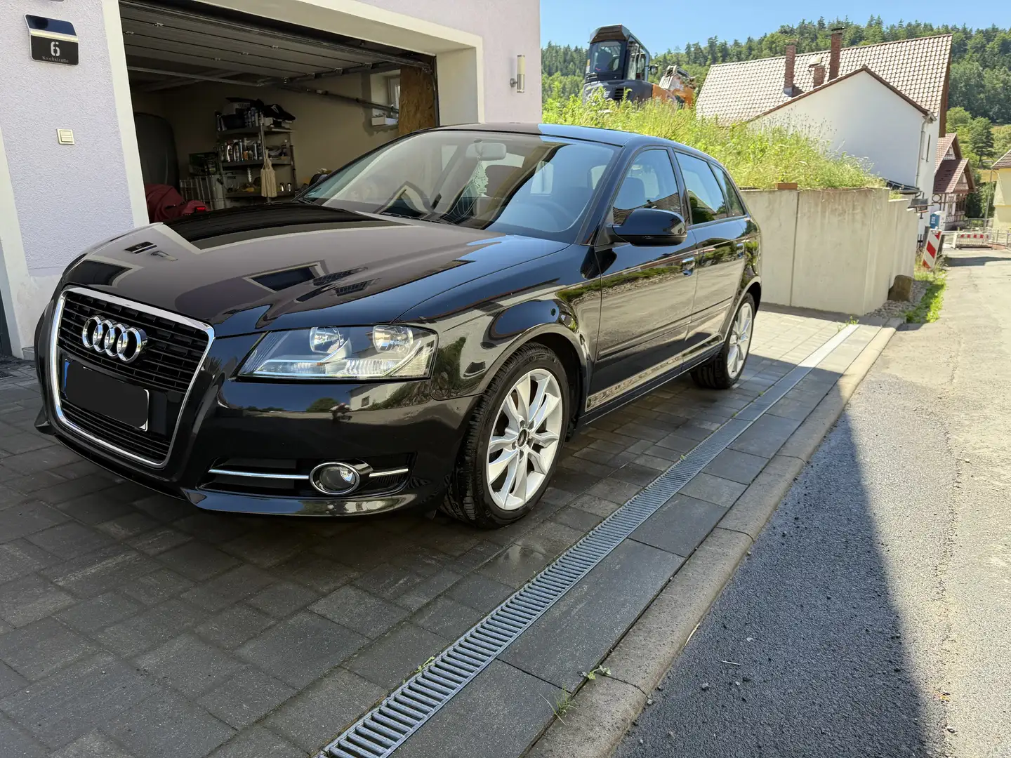Audi A3 A3 Sportback Diesel 1.6 TDI Sportback DPF Ambition Schwarz - 2