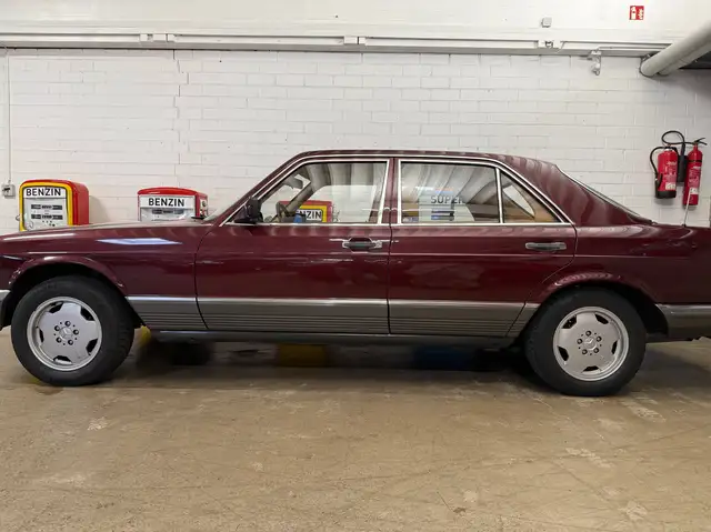 Mercedes-Benz 500 SE