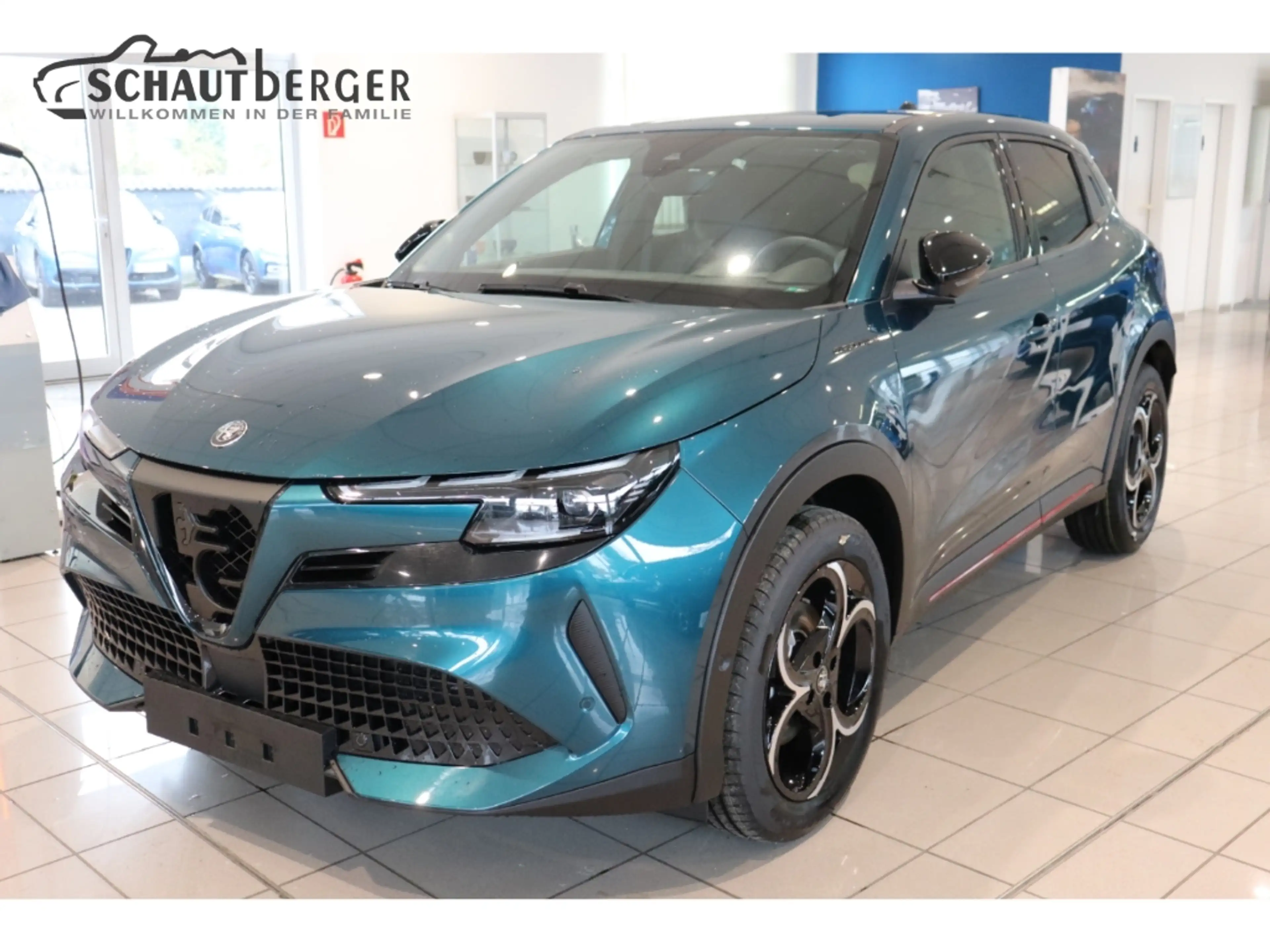 Alfa Romeo Junior Ibrida 1.2 VGT 48V-Hybrid 107 kW Speciale  Navi Me — photo 3