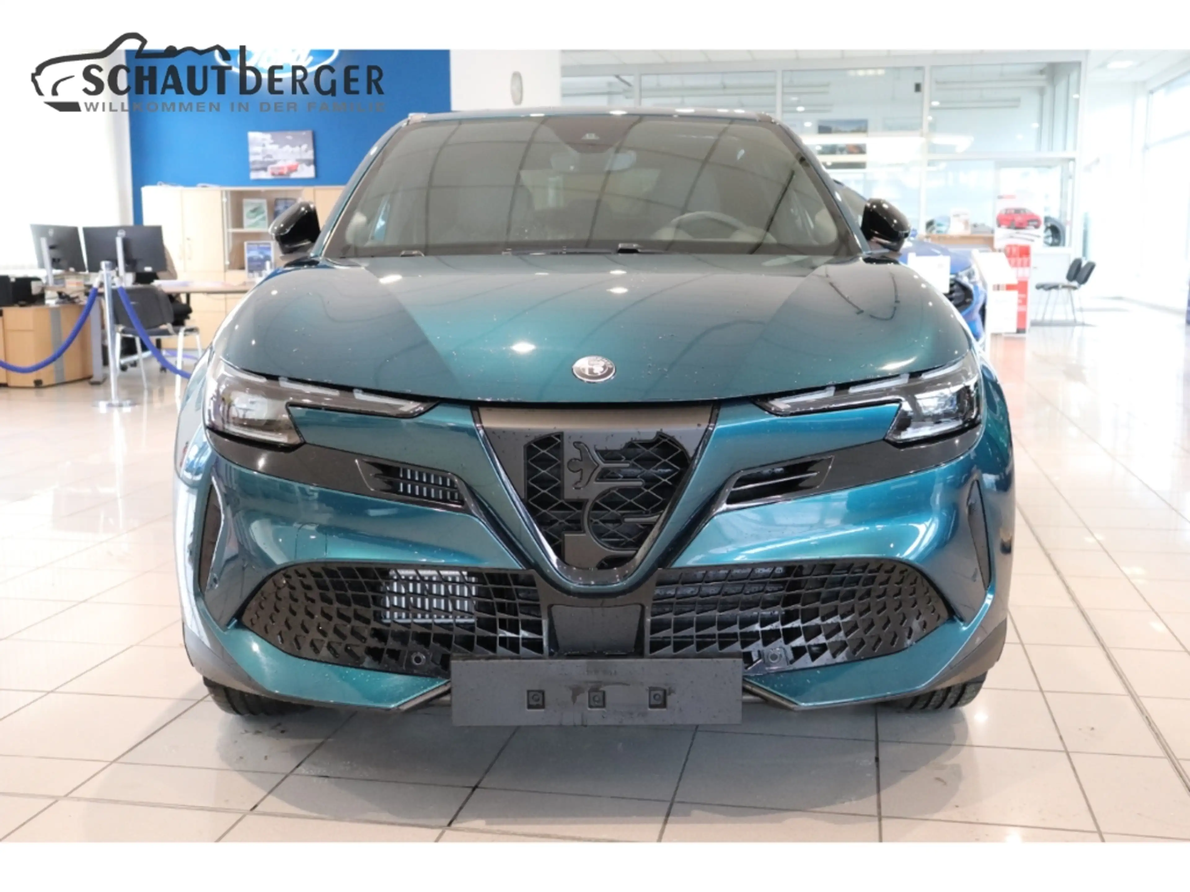 Alfa Romeo Junior Ibrida 1.2 VGT 48V-Hybrid 107 kW Speciale  Navi Me — photo 2