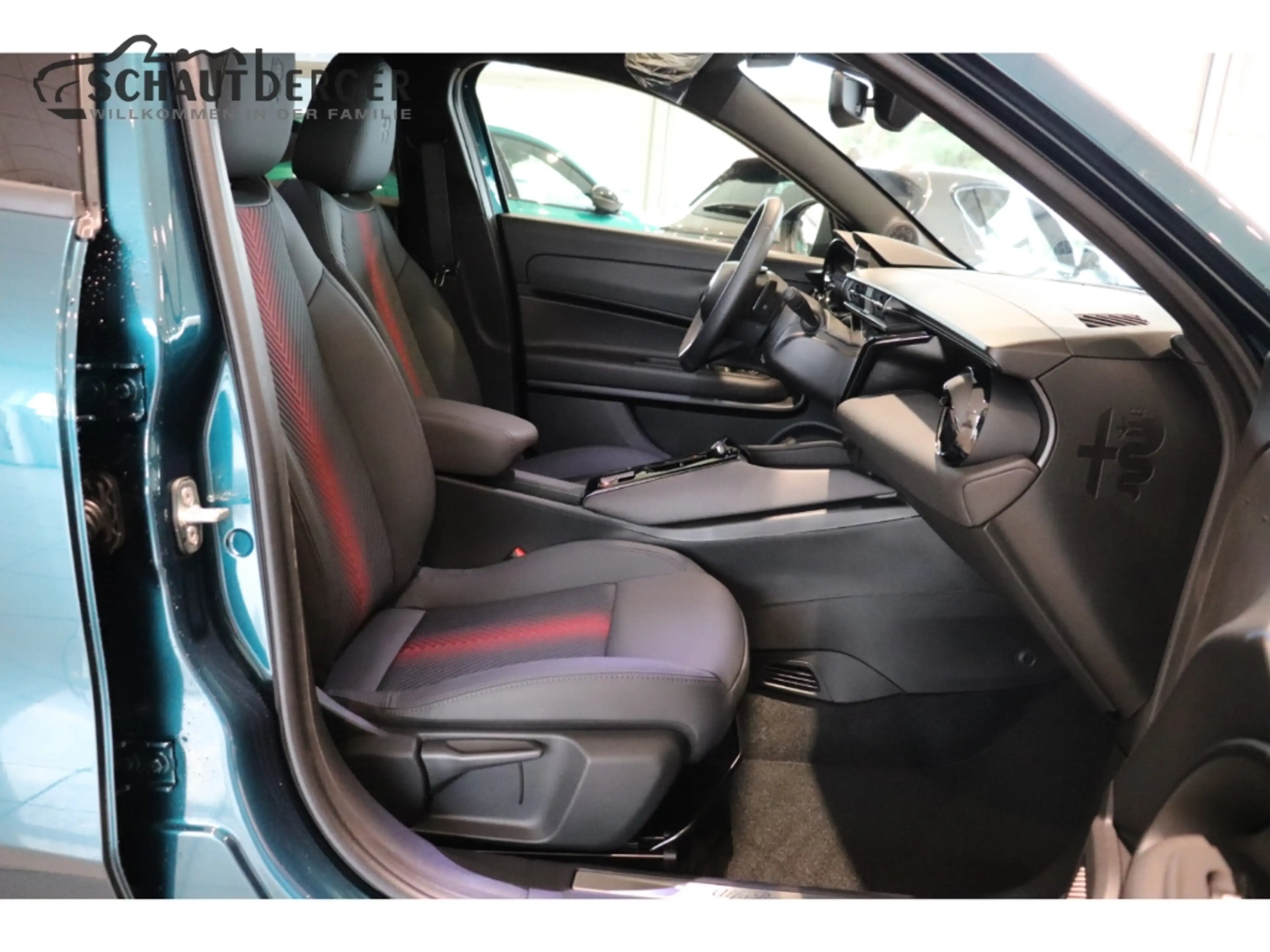 Alfa Romeo Junior Ibrida 1.2 VGT 48V-Hybrid 107 kW Speciale  Navi Me — photo 13