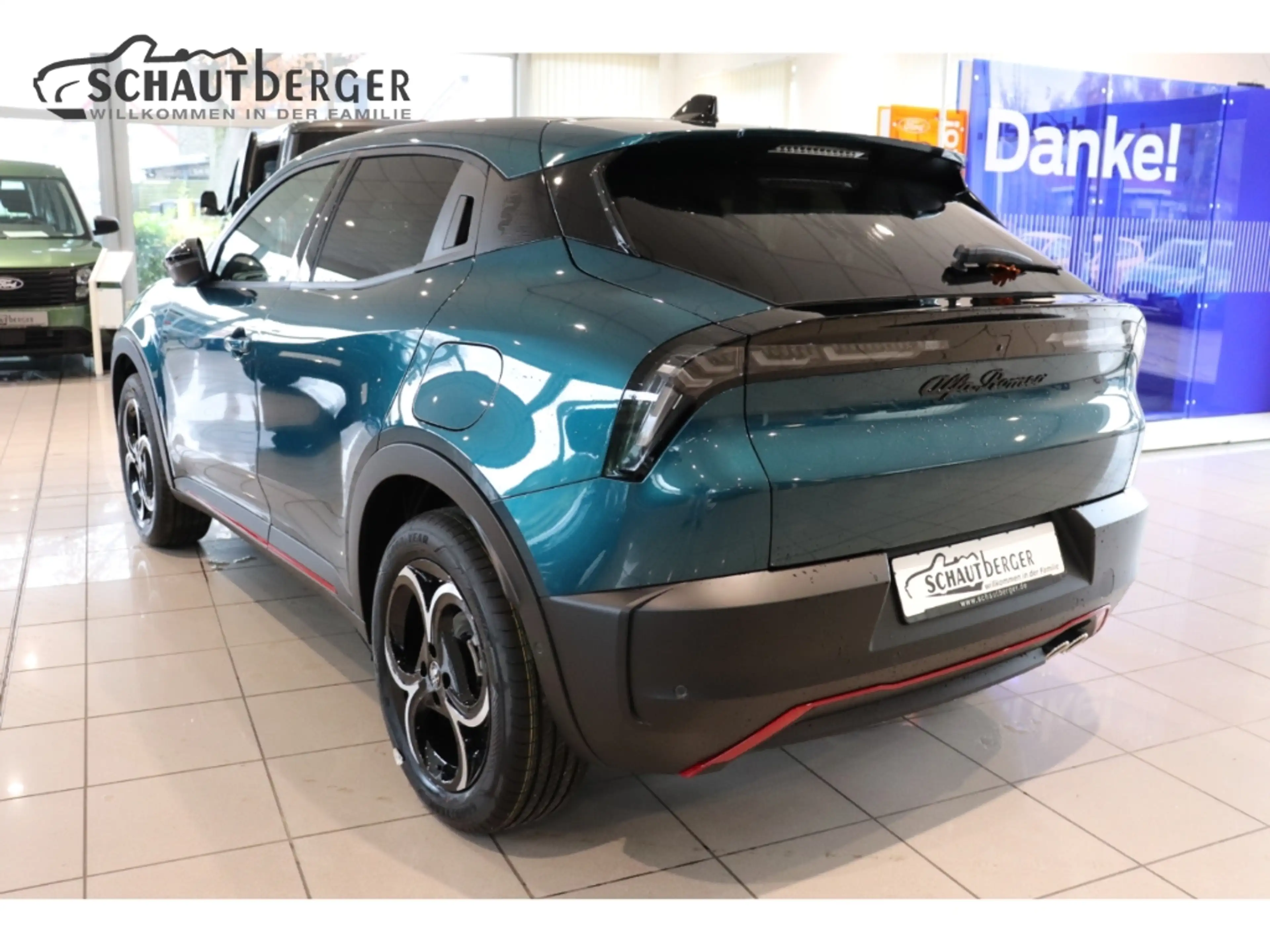 Alfa Romeo Junior Ibrida 1.2 VGT 48V-Hybrid 107 kW Speciale  Navi Me — photo 4