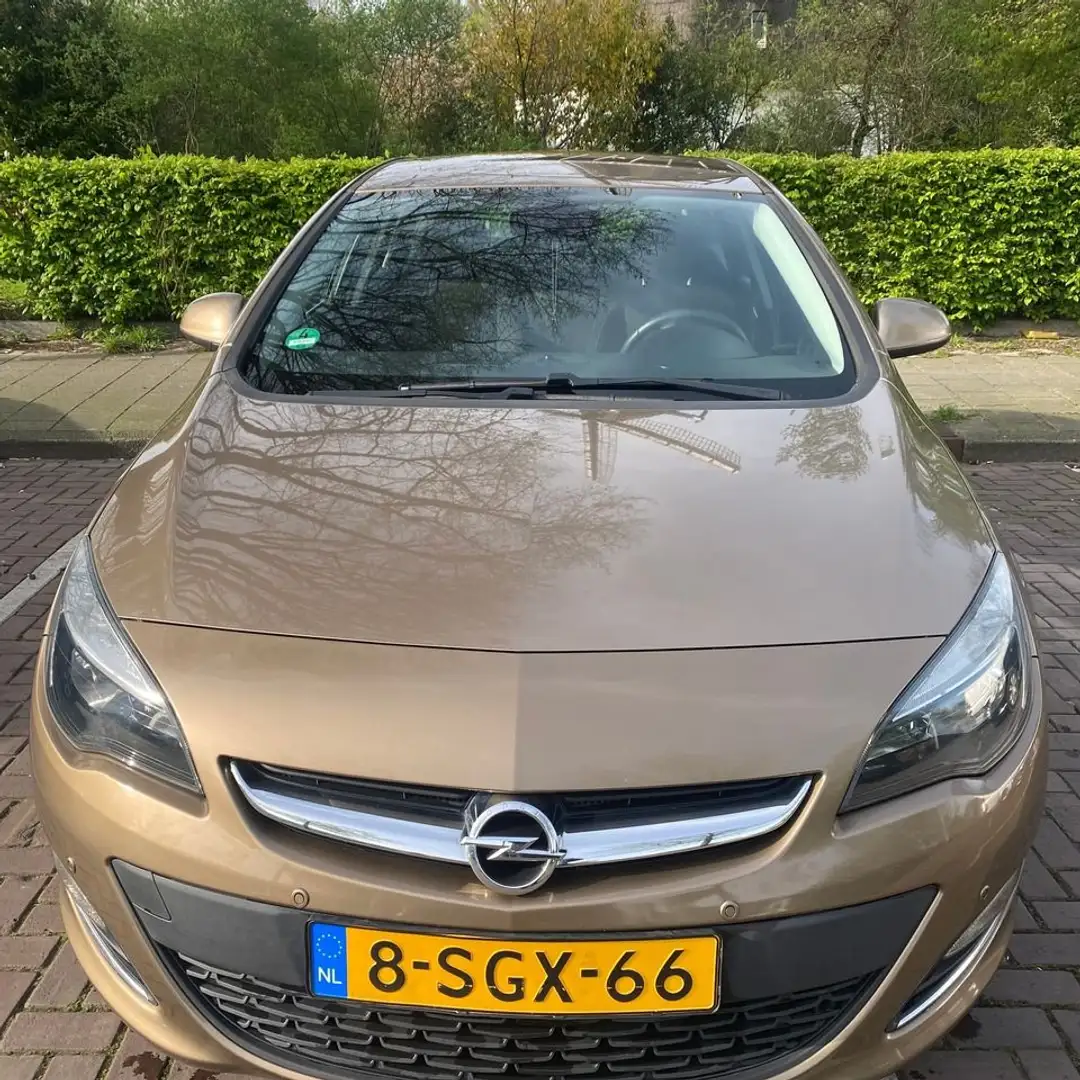 Opel Astra 1.4 Design Edition Brons - 1