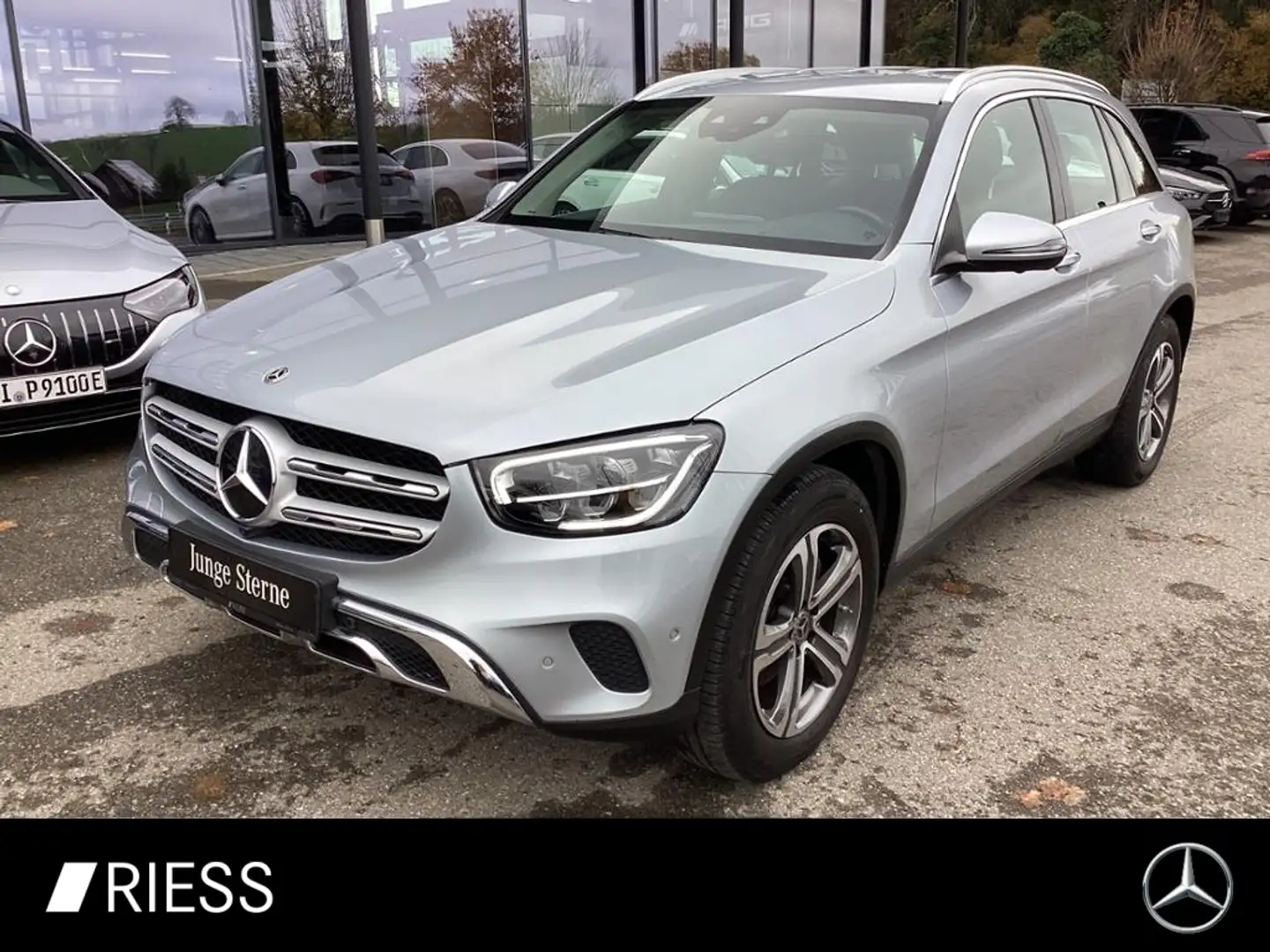 Mercedes-Benz GLC 220 d 4M Off Road St. AHK Airm. Keyless.360° Argent - 1