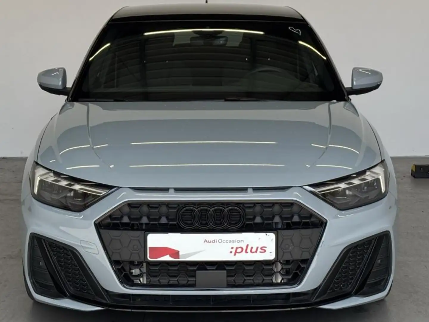 Audi A1 35 TFSI 150ch S line S tronic 7 8cv Gris - 2