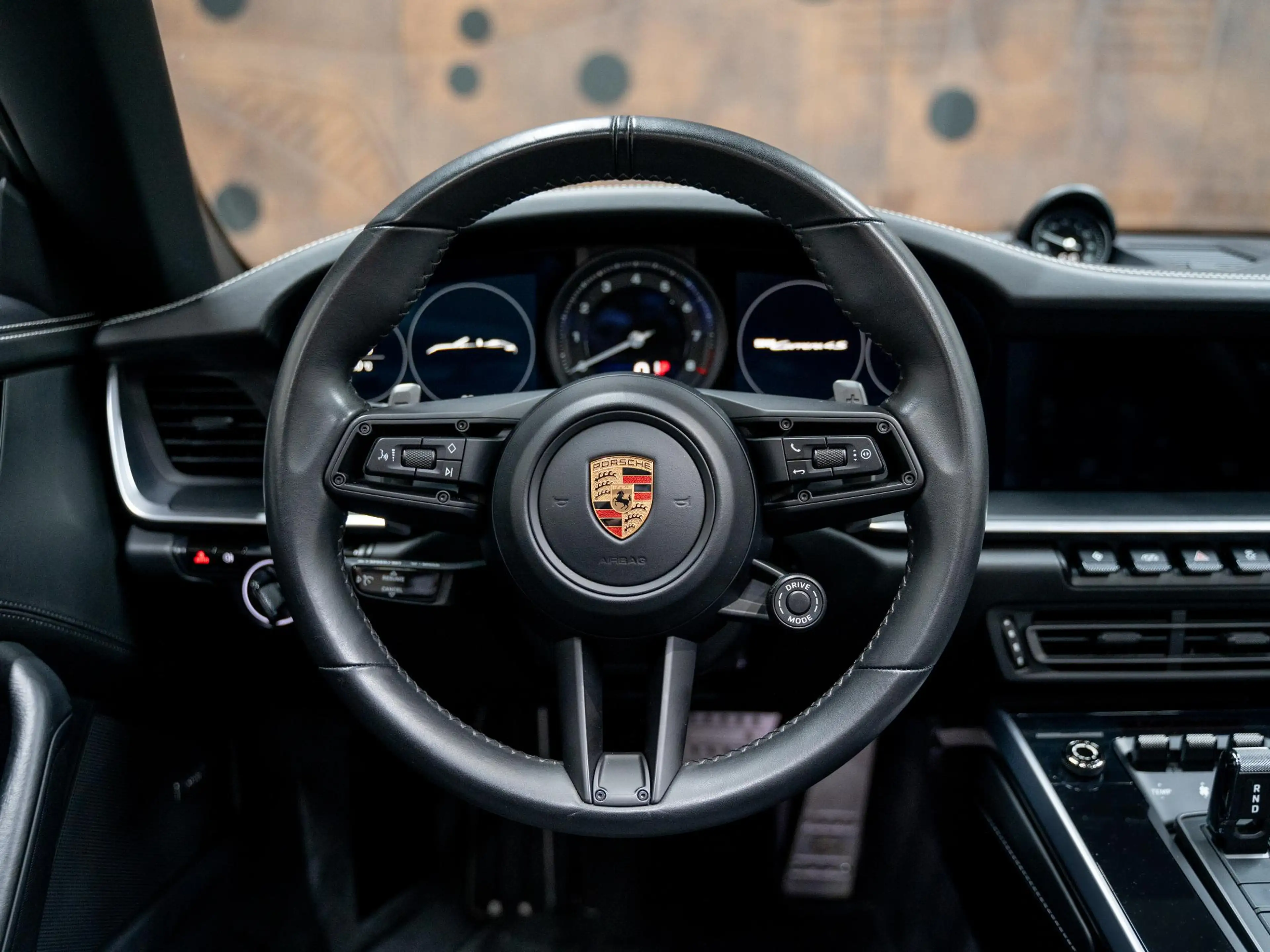 Porsche 992 Cabrio 3.0 Carrera 4S | Techart | Akrapovič | Spor — photo 14